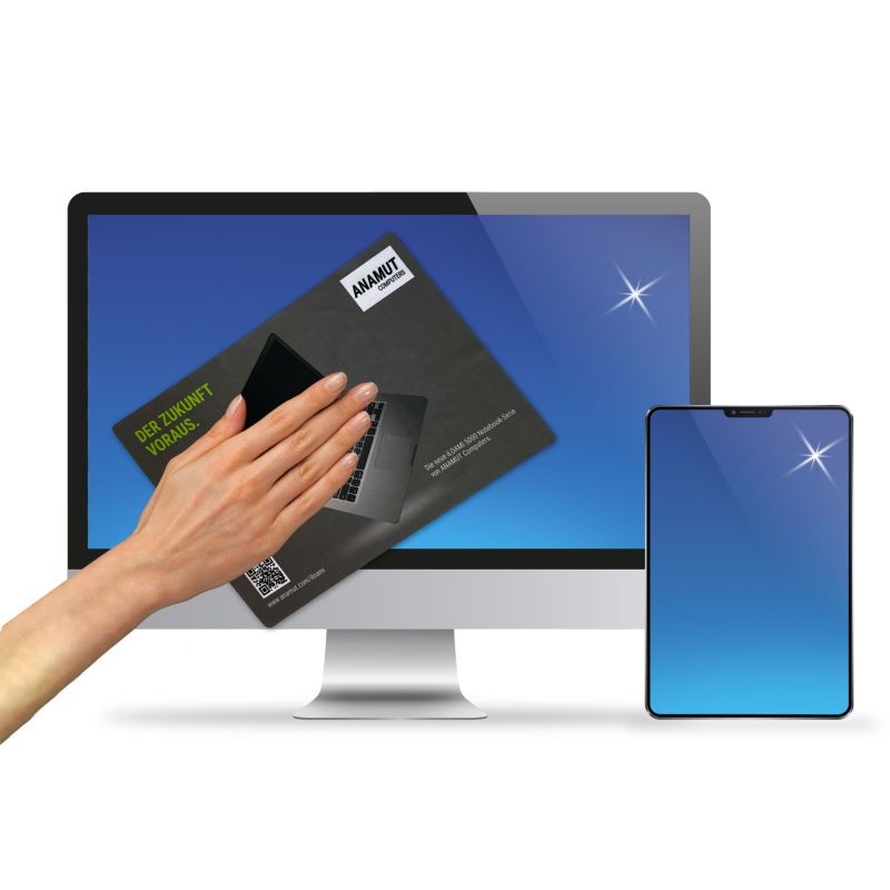 Mikrofasertuch reinigt Bildschirm und Tablet.