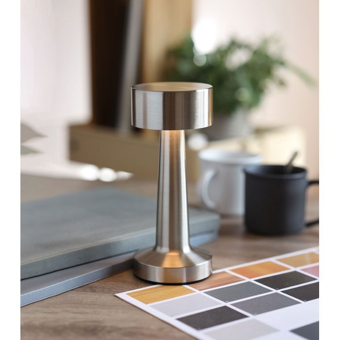 USB-Tischlampe Metall HIERLUZ - mattsilber-513