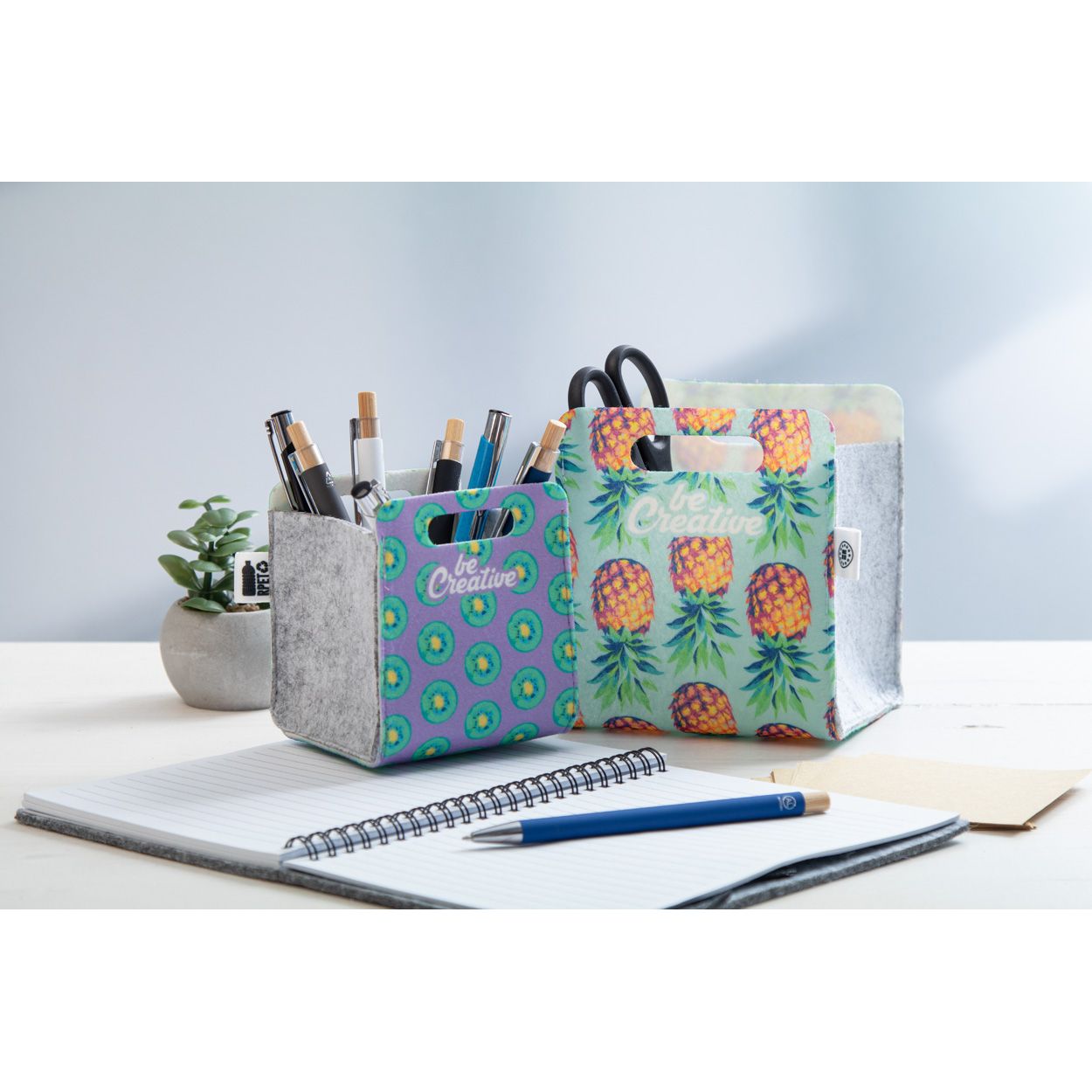 CreaFelt Desk M Individueller Schreibtischorganizer - weiß - grau-779