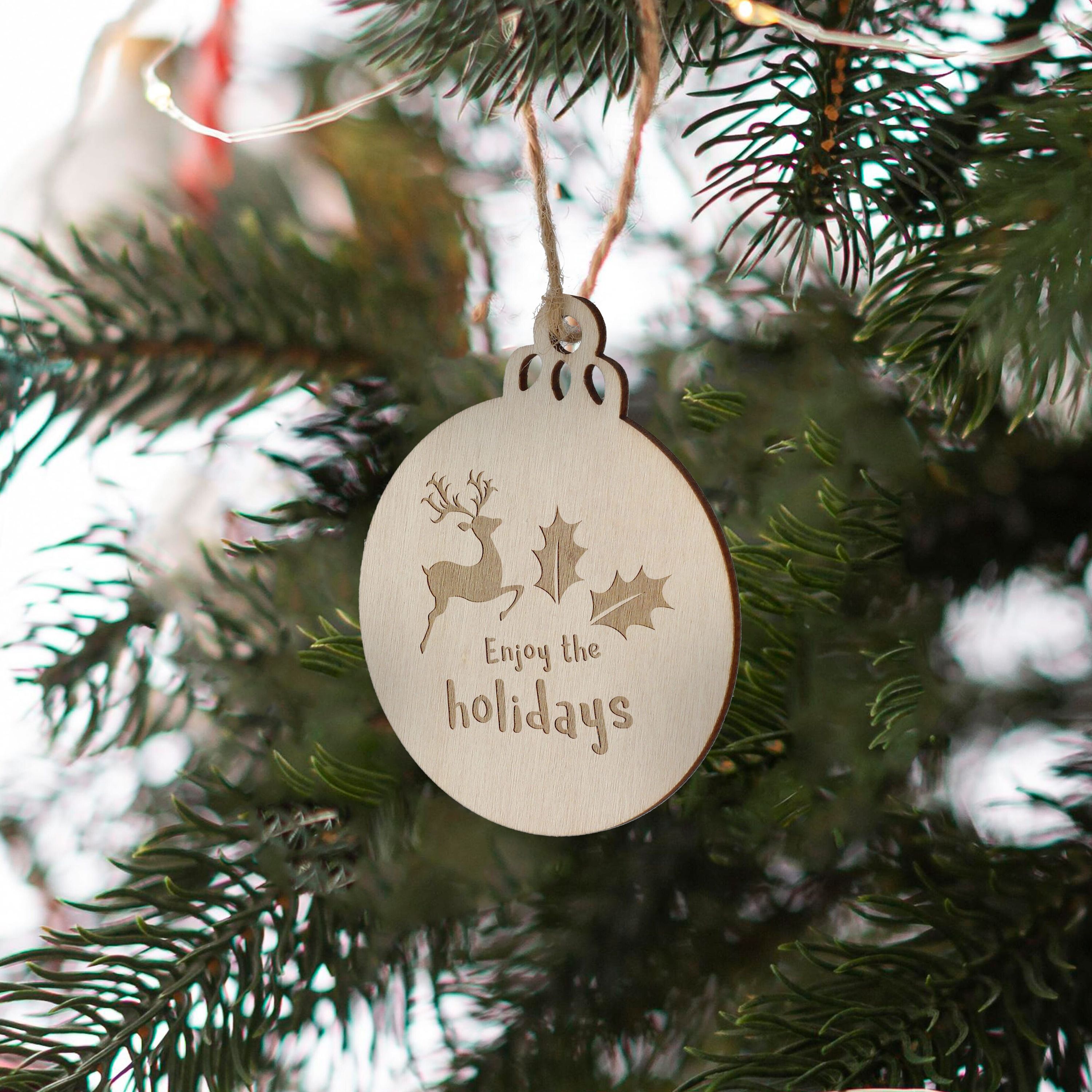 Weihnachtskugel in Form einer Holzkugel - natur-480