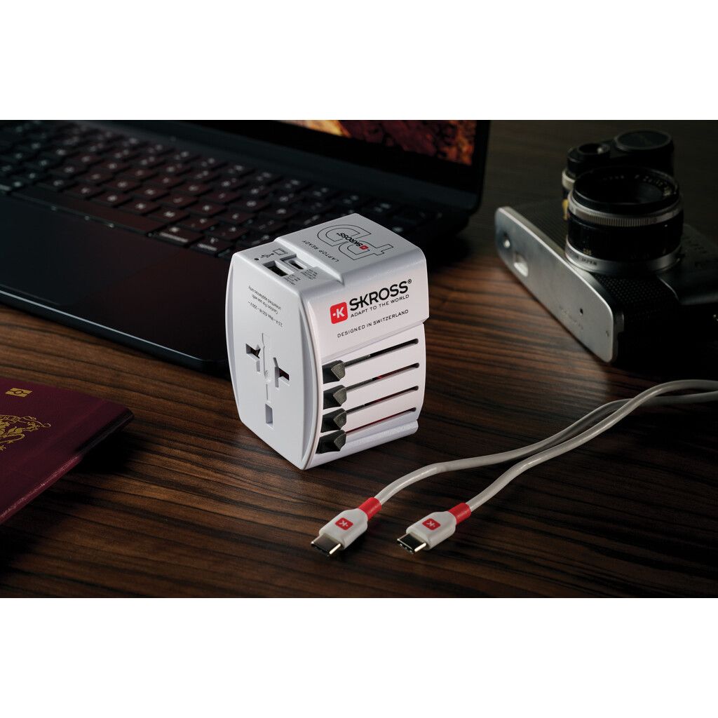 SKROSS World Travel Adapter MUV 65W PD mit USB-C-Kabel - weiß-312