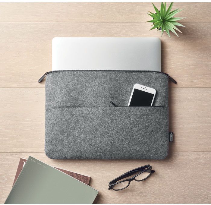 Dokumenten, Schreibblock, Laptop und Co. müssen ordentlich verstaut werden. Perfekt dafür sind unsere Dokumententaschen geeignet. Mit Logo bedruckt sind sie auch ein perfektes Präsent für Mitarbeiter und Außendienstkollegen.