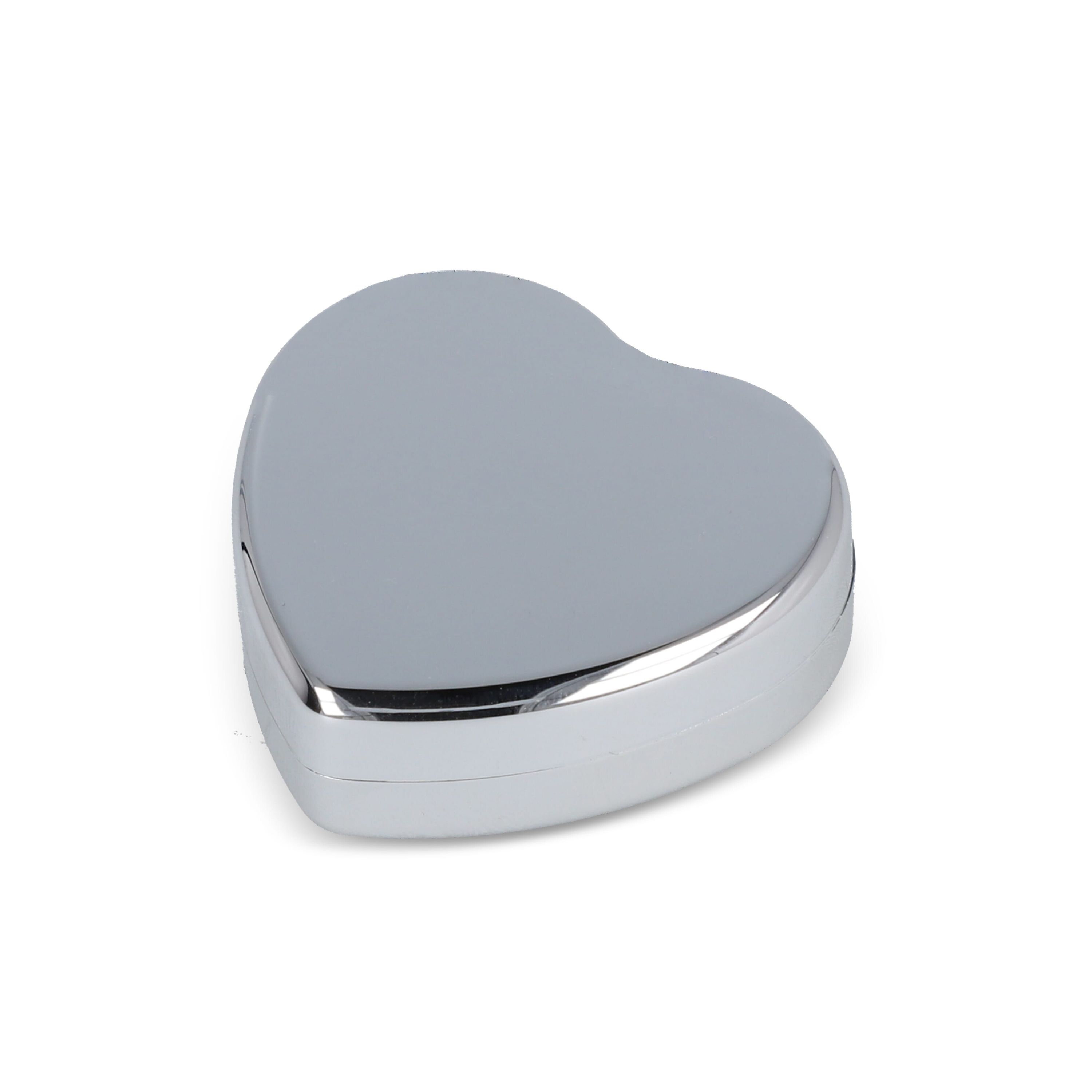 Lippenbalsam  in Flacher metallischer Herzformdose - silber-454