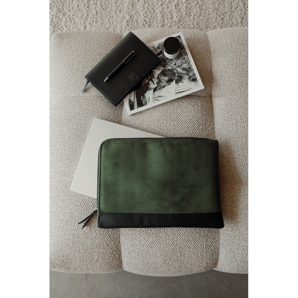 VINGA Marlow 16" Laptop Sleeve aus RCS recyceltem Polyester - grün-646