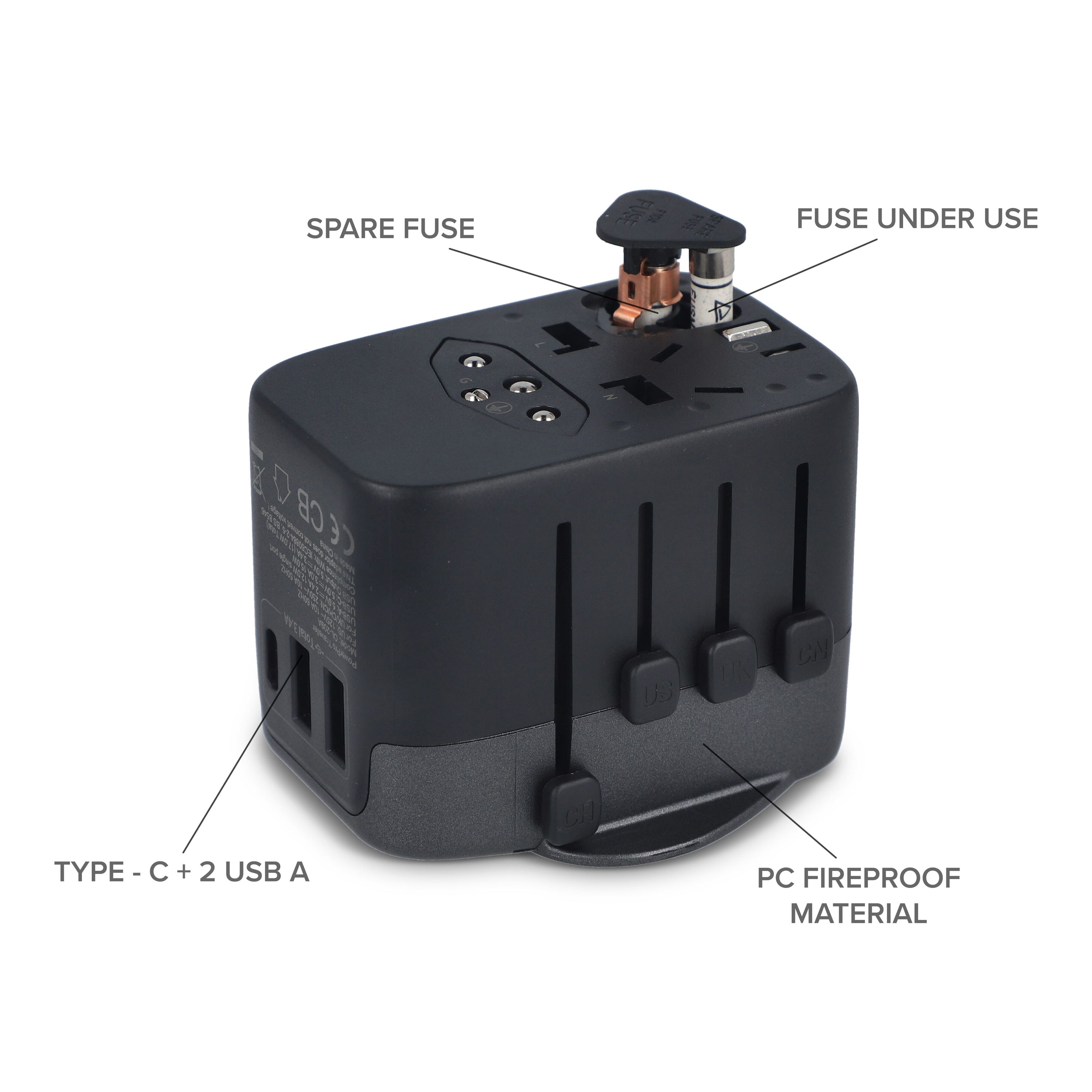 PowerPro Reiseadapter aus Kunststoff - schwarz-577