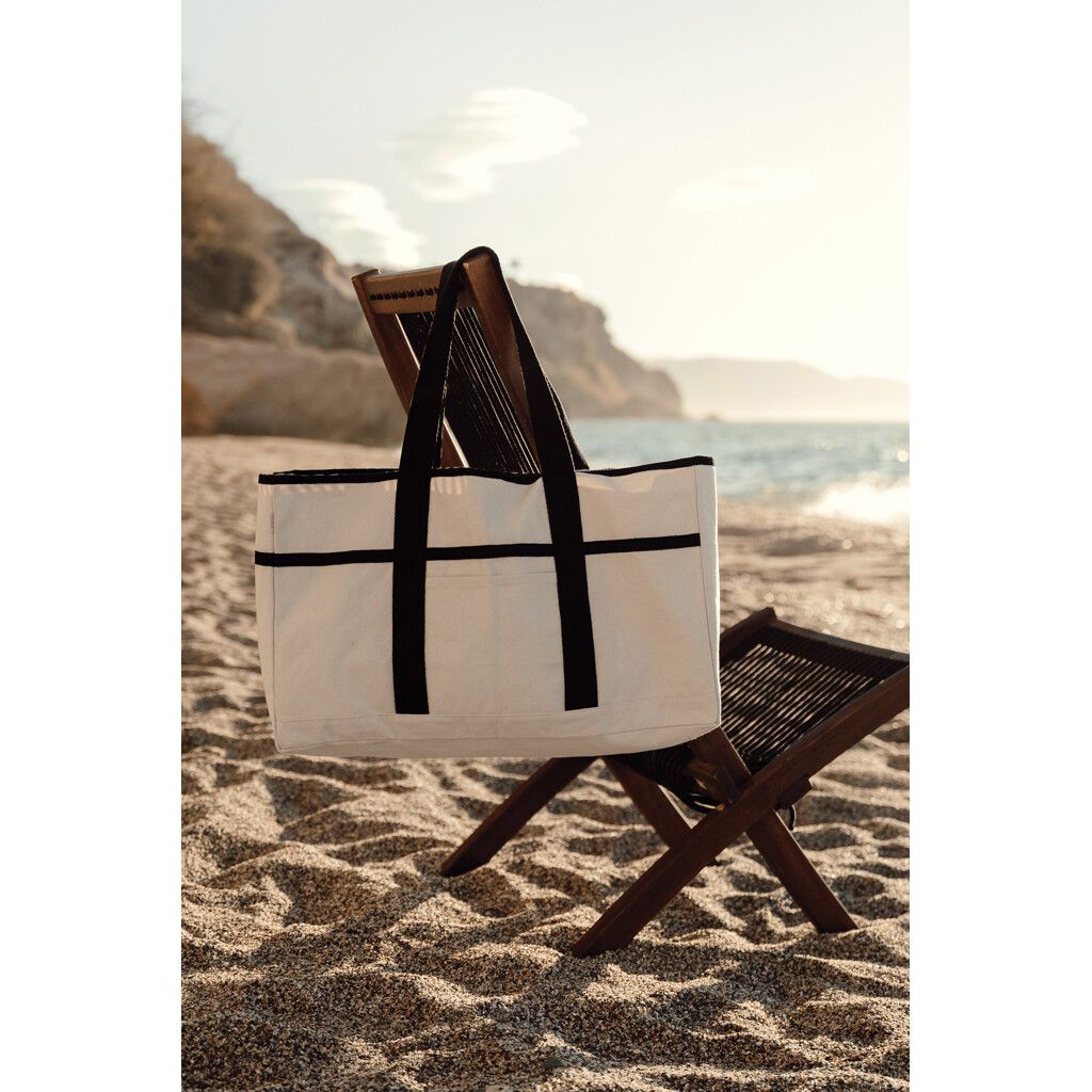 VINGA Volonne AWARE™ Strandtasche aus recyceltem Canvas - off white-13