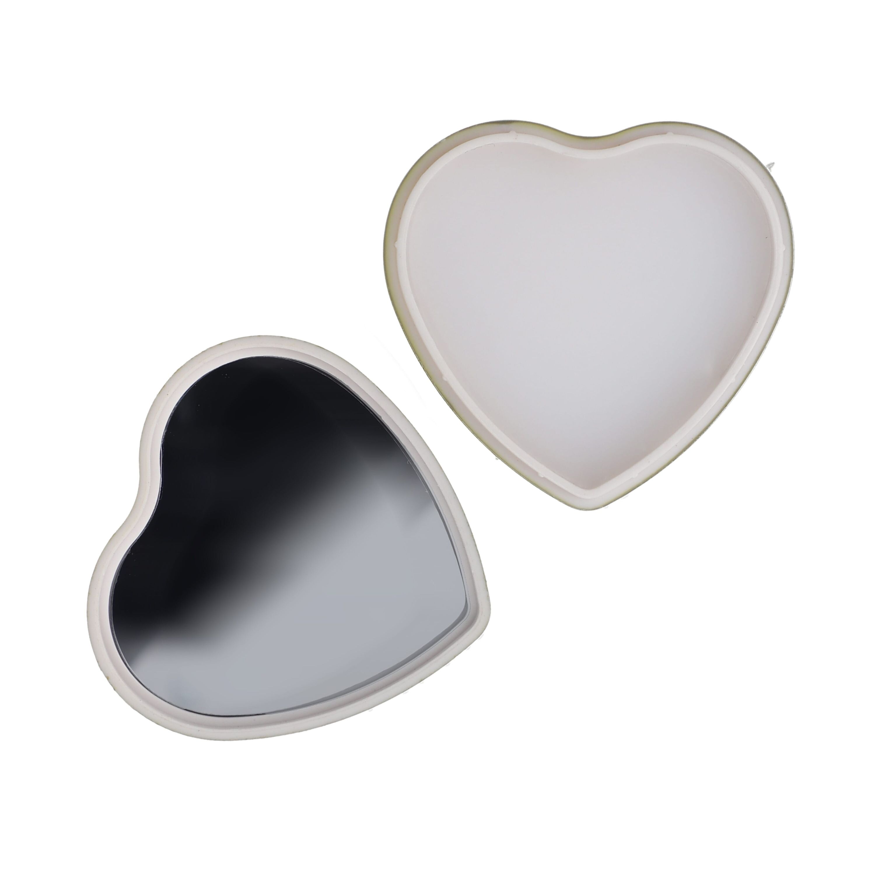 Lippenbalsam  in Flacher metallischer Herzformdose - gold-417