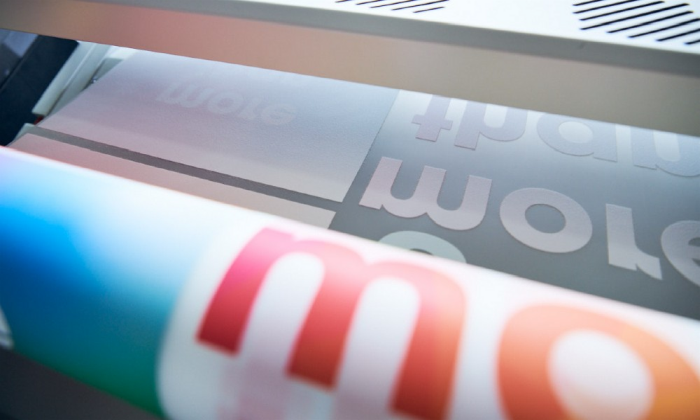 Folien werden für den Digitaltransferdruck gefertigt