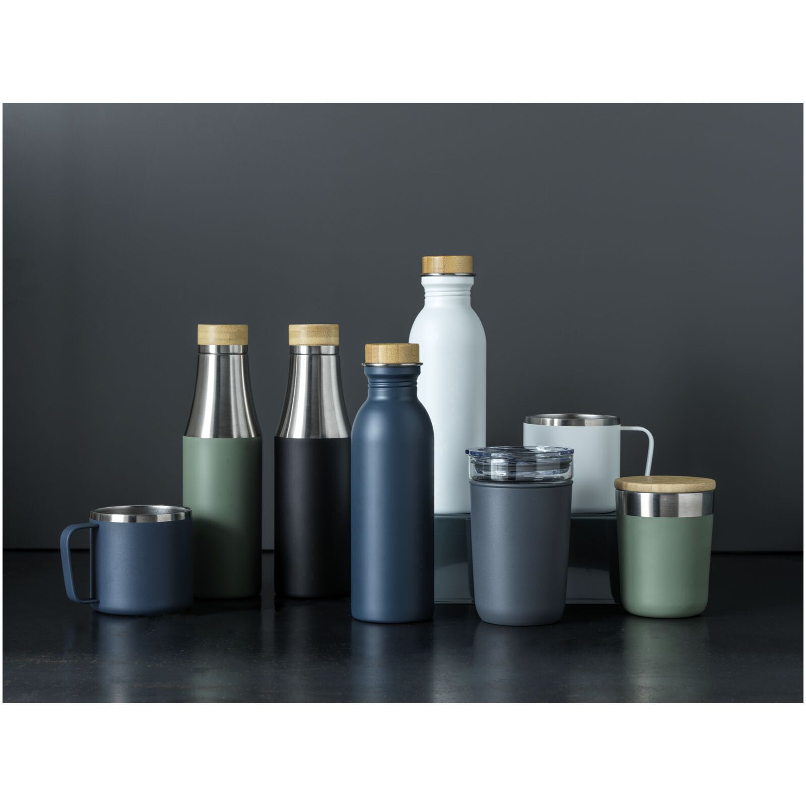 Lagan 330 ml Kupfer-Vakuum Isolierbecher mit Bambusdeckel - heather grün-528