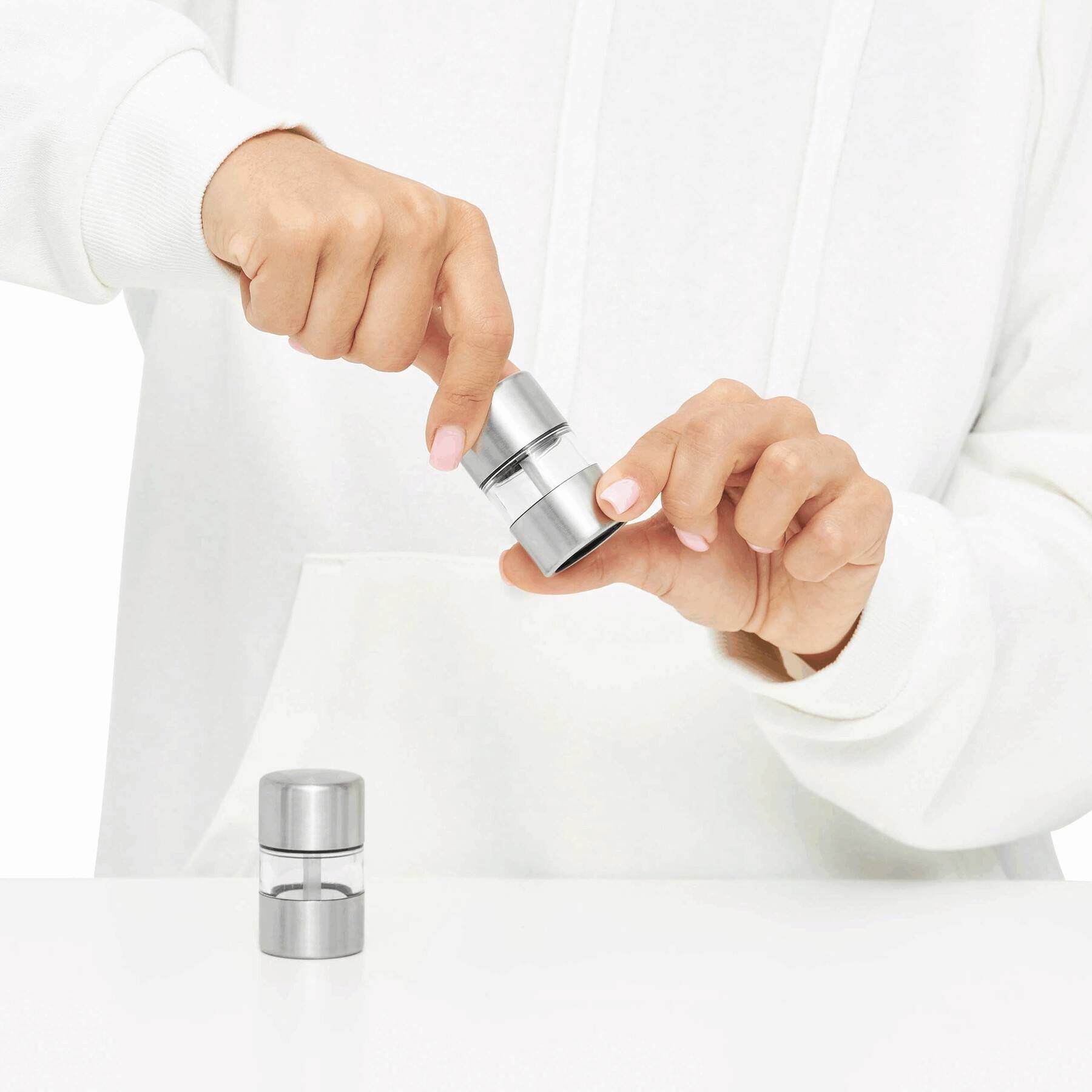 Doppelwandiger Isolierbecher EARLY MORNING - silber-649
