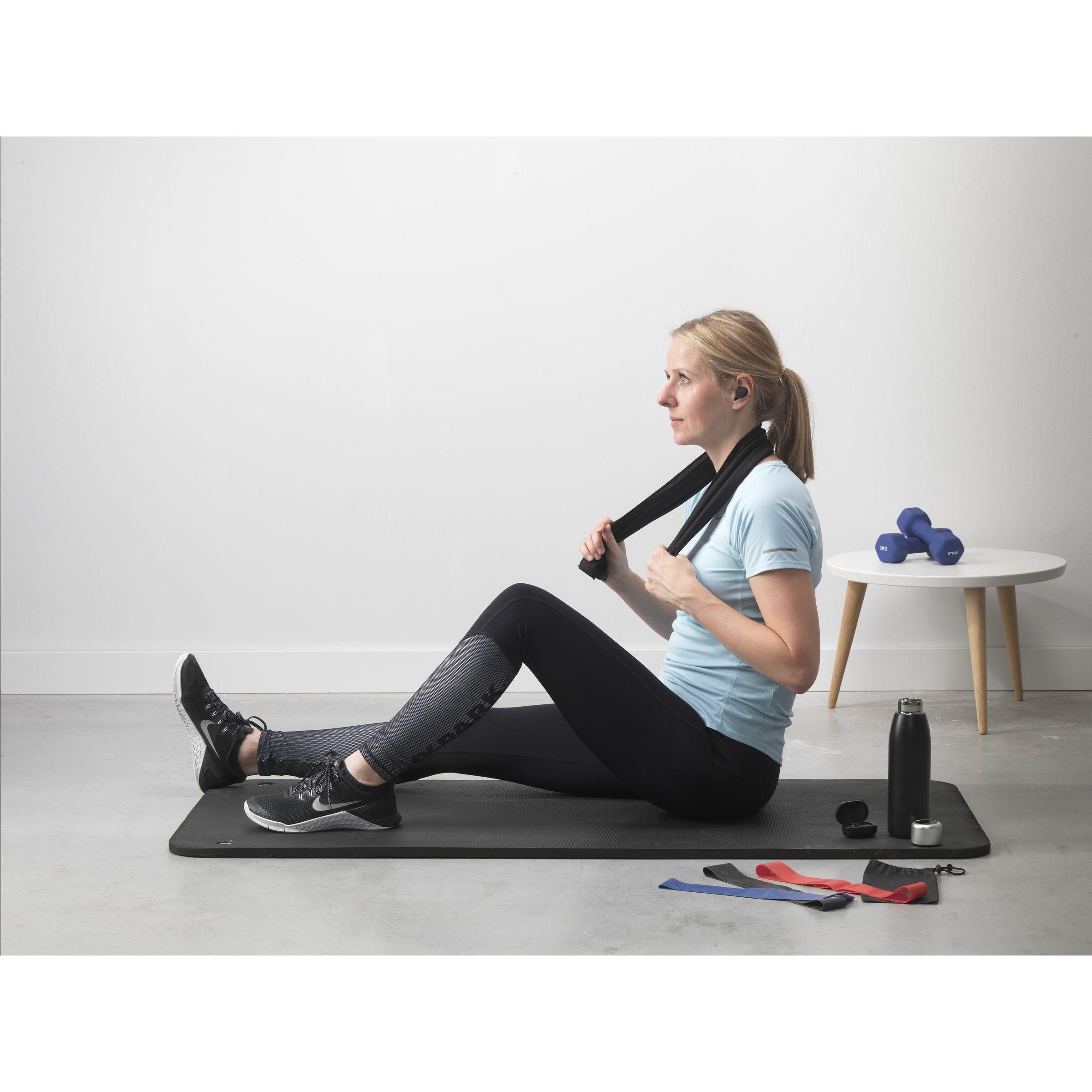CoolDown GRS RPET Sporthandtuch - schwarz-329