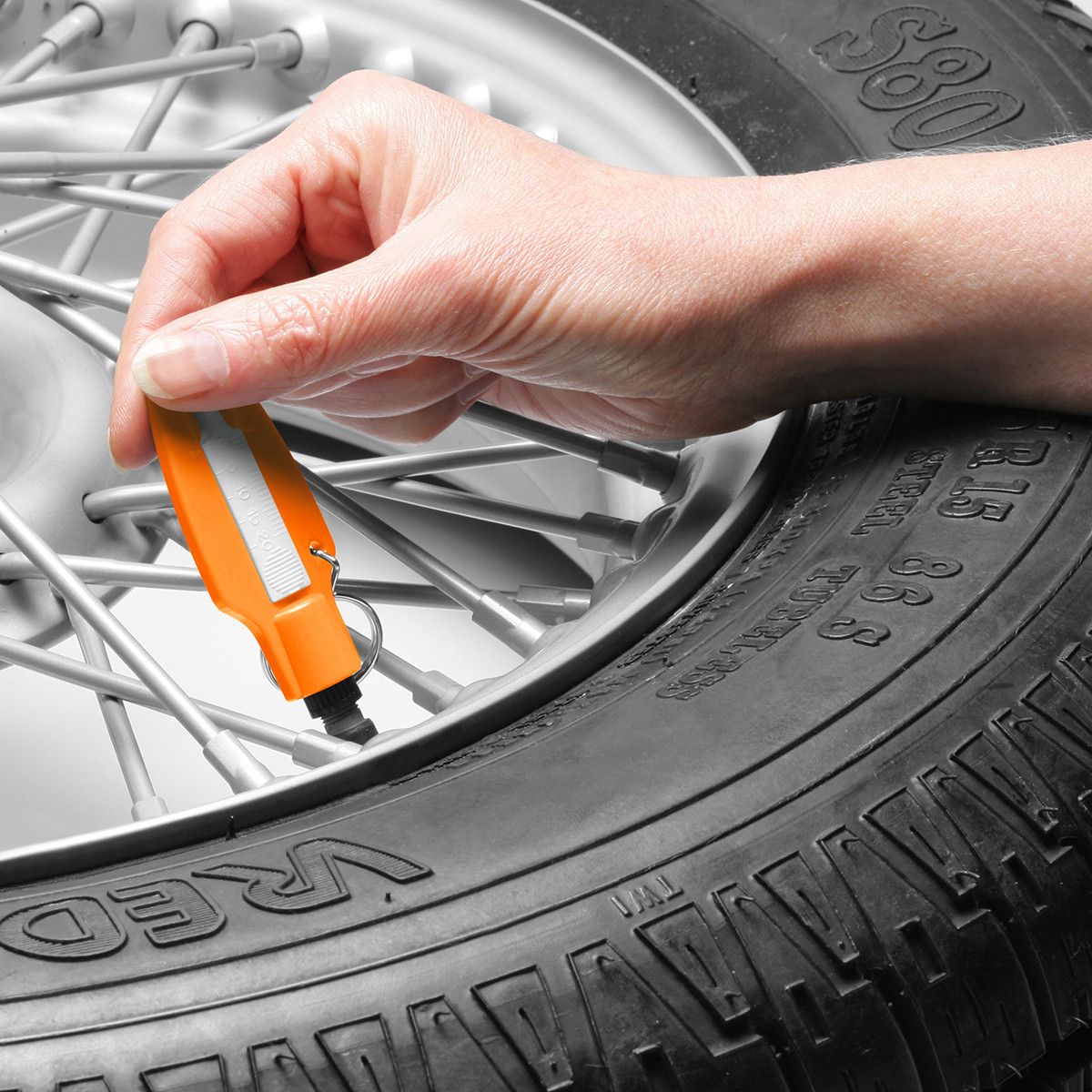 Reifenprofiltiefenmesser mit Ventilkappendreher mit Ring - orange - weiß-111