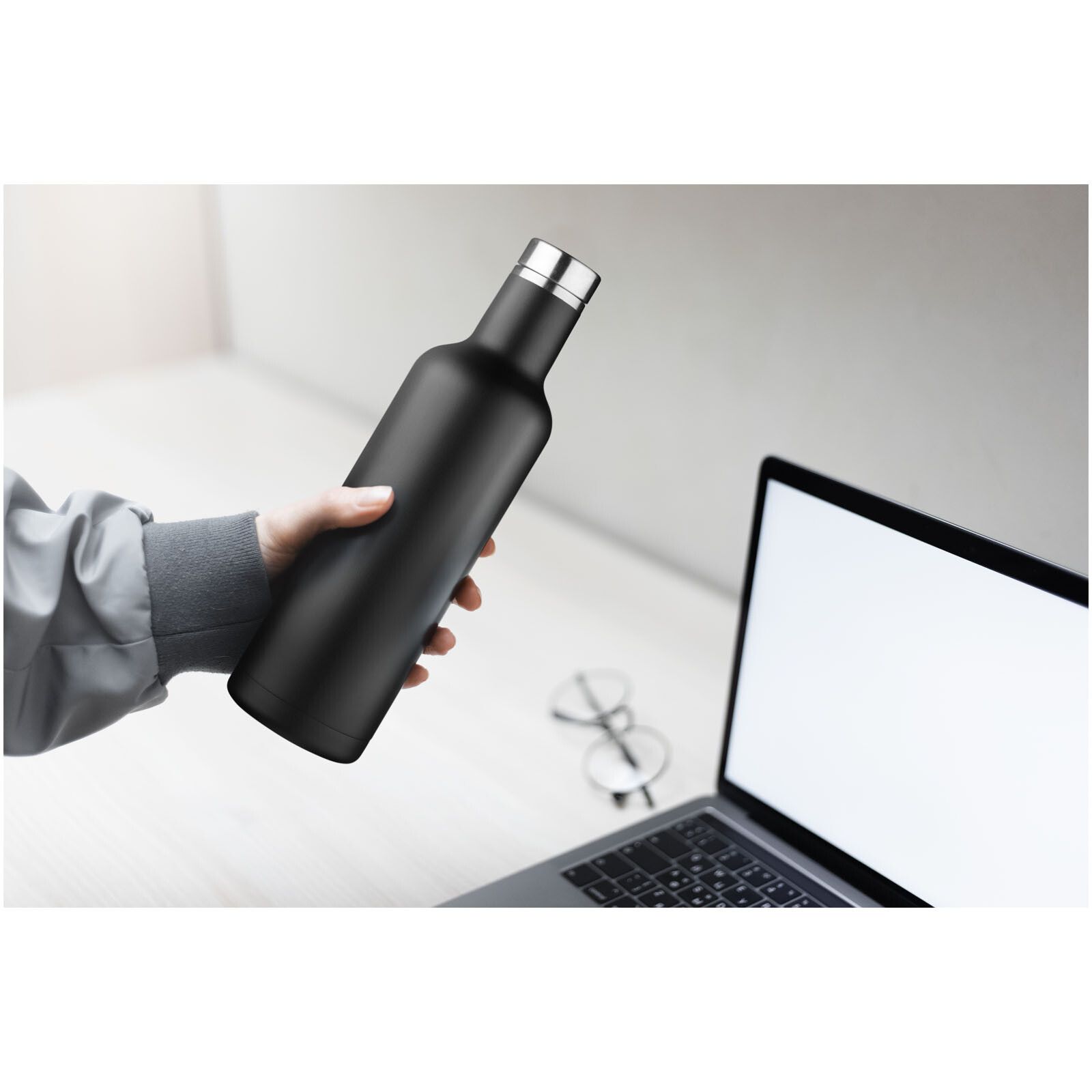 Pinto 750 ml Kupfer-Vakuum Isolierflasche - schwarz-363