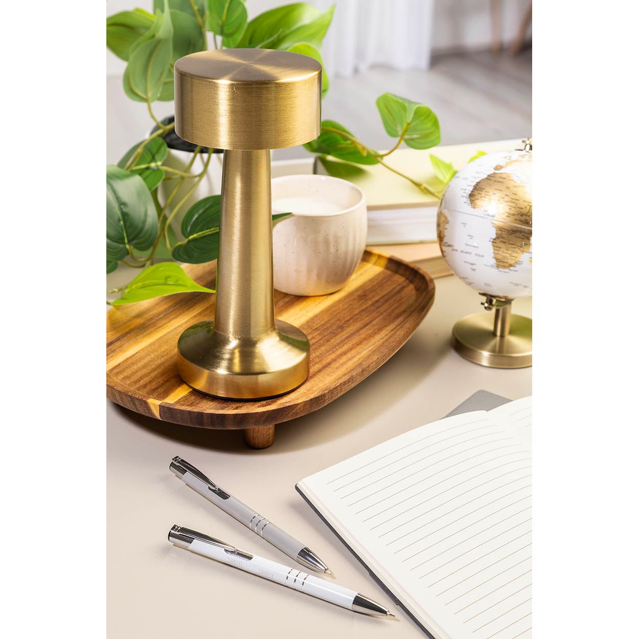 Flanagan Oro Tischlampe - gold-183