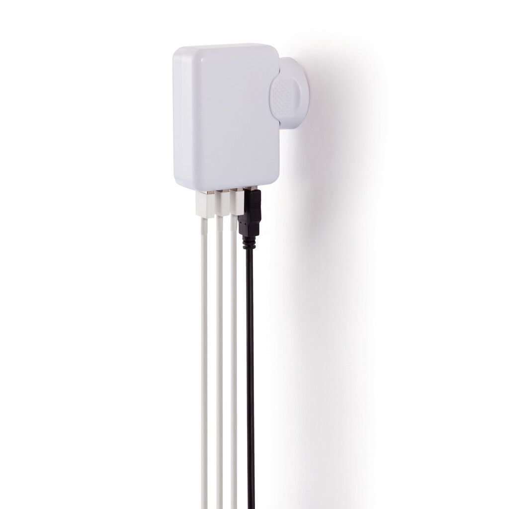 Reiseadapter mit 4fachem USB Anschluss - weiß-106