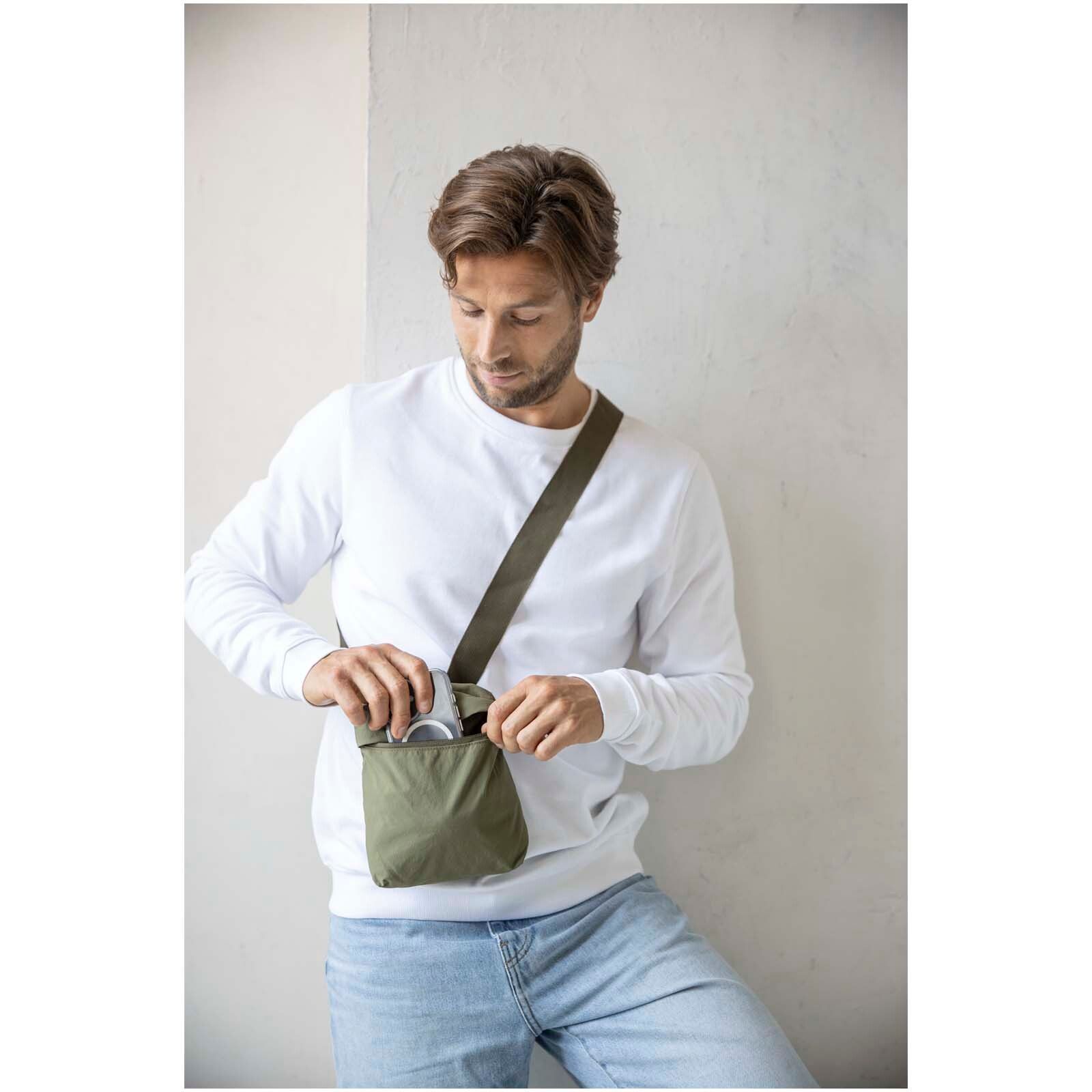 Arca GRS Umhängetasche aus recyceltem Nylon - schwarz-824
