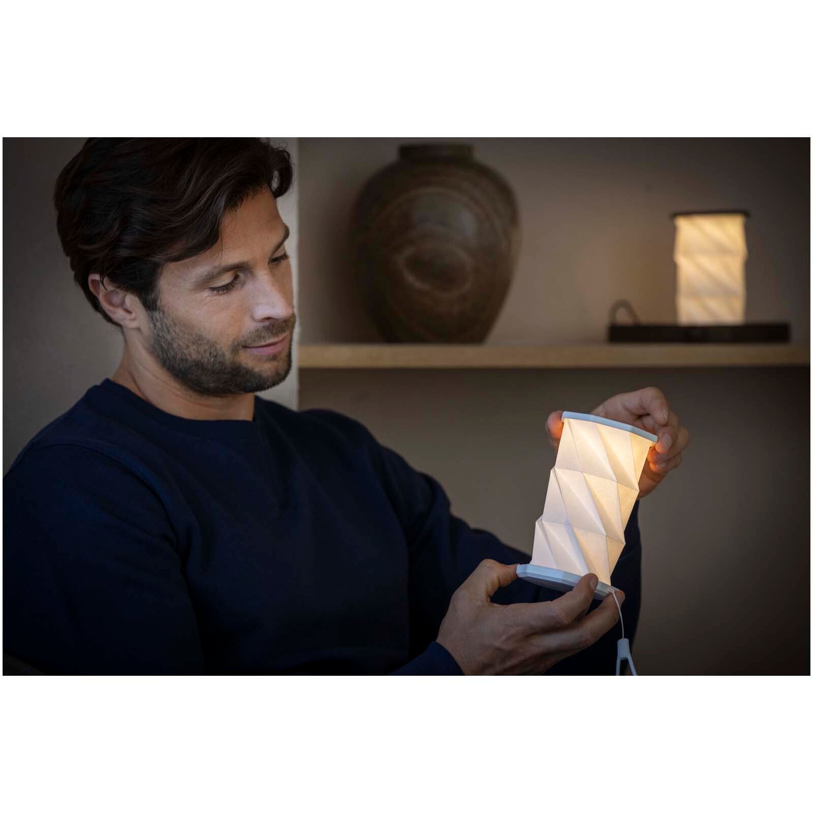 Celestia klappbare Tischlampe aus recyceltem Kunststoff - weiss-897