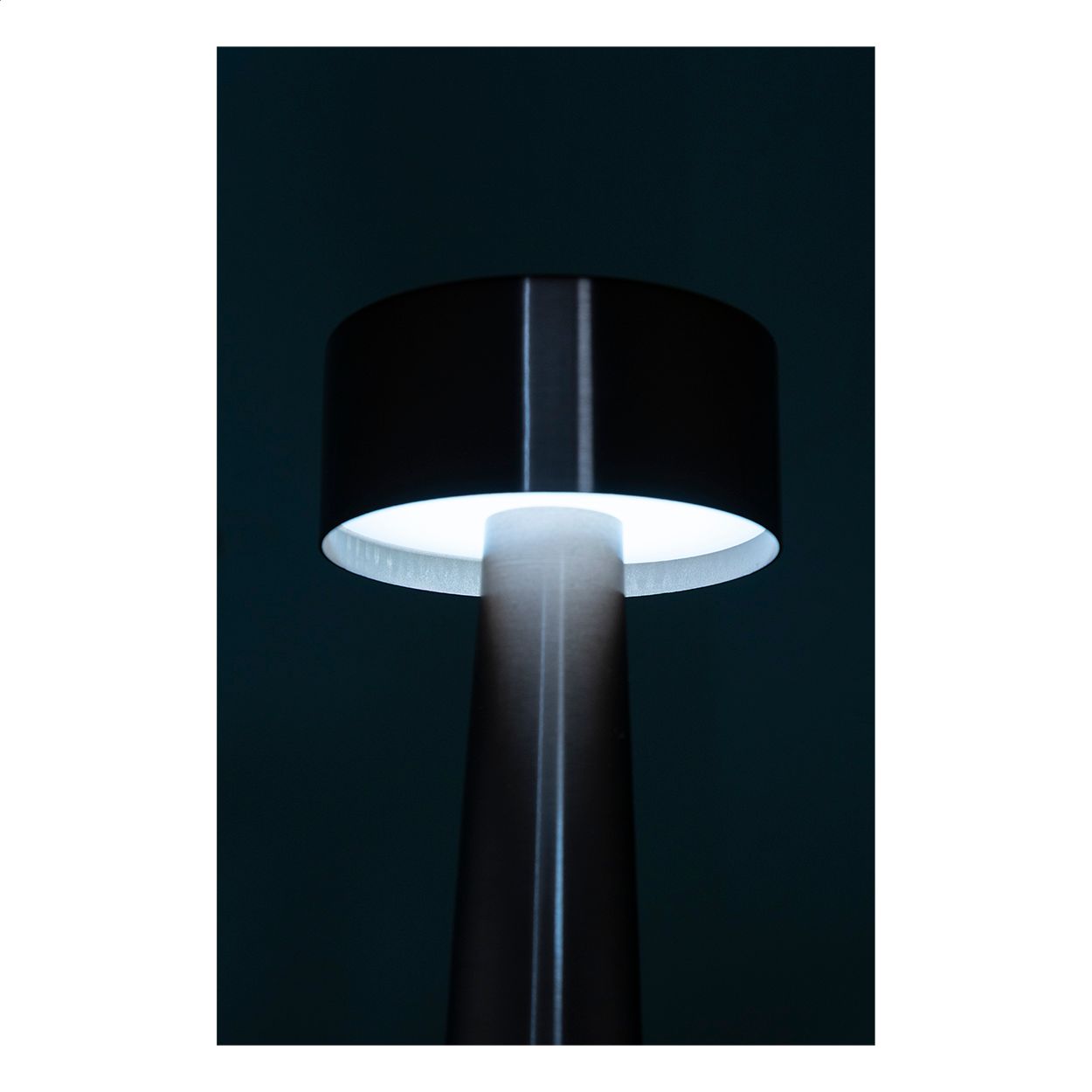 Flanagan Oro Stehtischlampe - gold-107