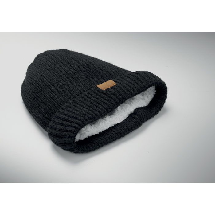 Beanie mit Bündchen PUNTOS - schwarz-459
