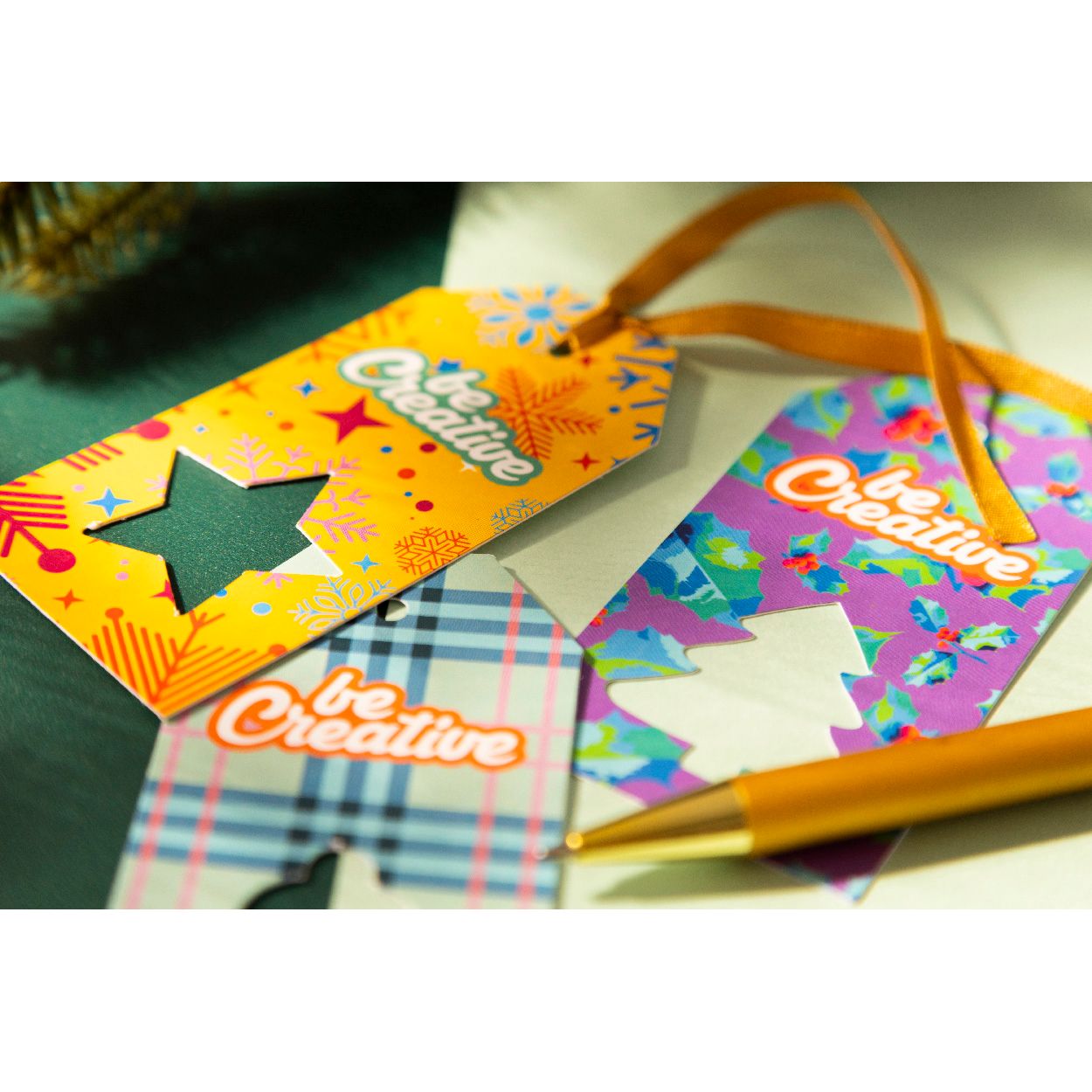 PrinTag Plus Individueller Geschenkanhänger, Weihnachtsbaum - weiß-753