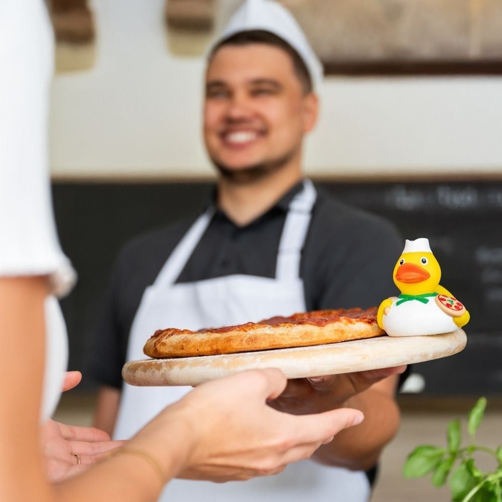 Quietsche-Ente Pizzabäcker - bunt-899