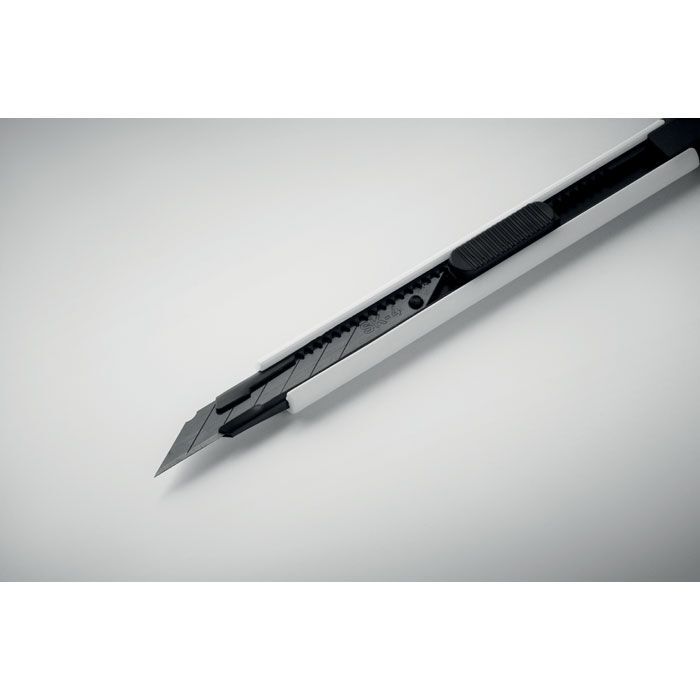 Einziehbares Cuttermesser BLADE - weiß-275