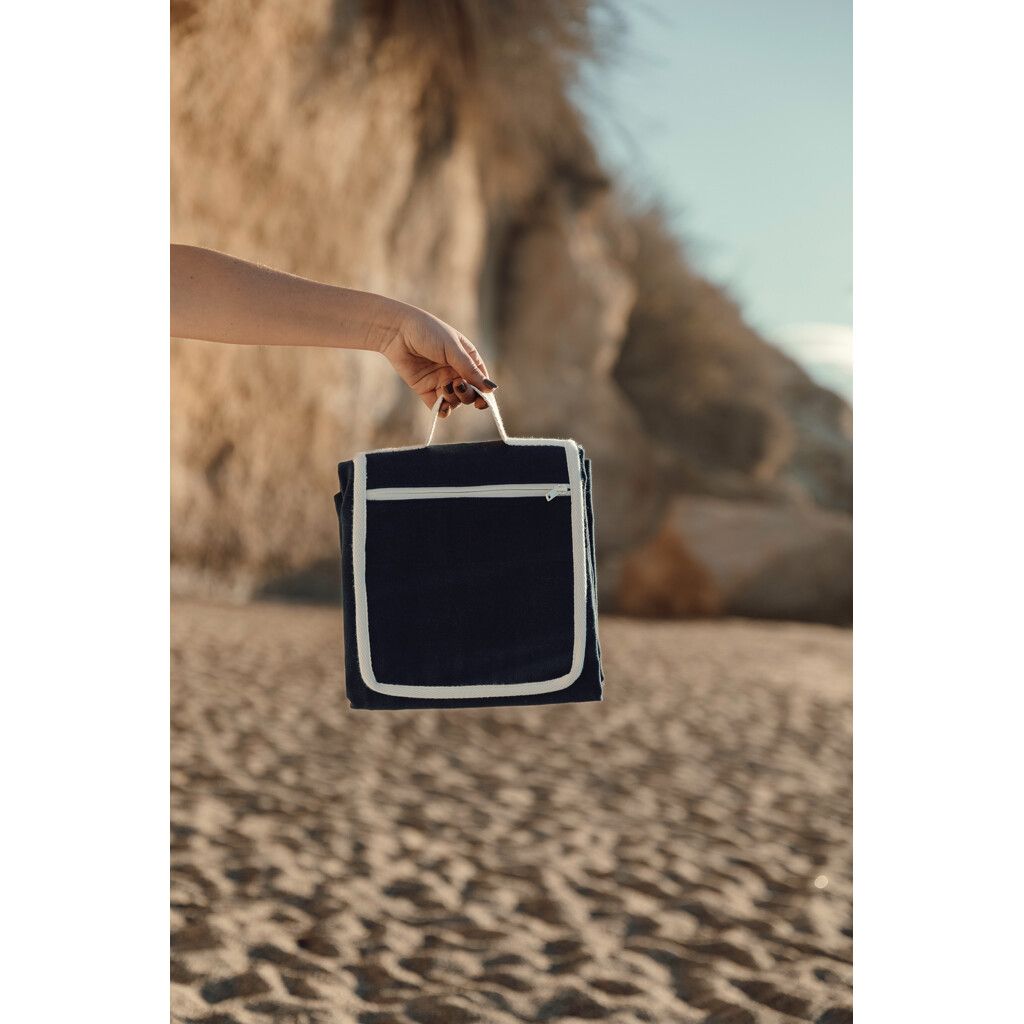 VINGA Volonne AWARE™ Picknickdecke aus recyceltem Canvas - blau-217