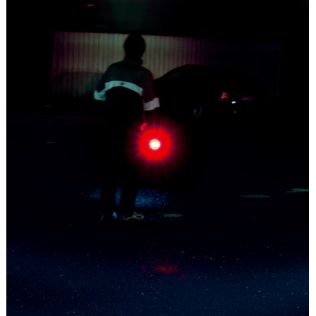 Metmaxx® LED MegaBeam Taschenlampe "Safe2GoCompact" - titan-675