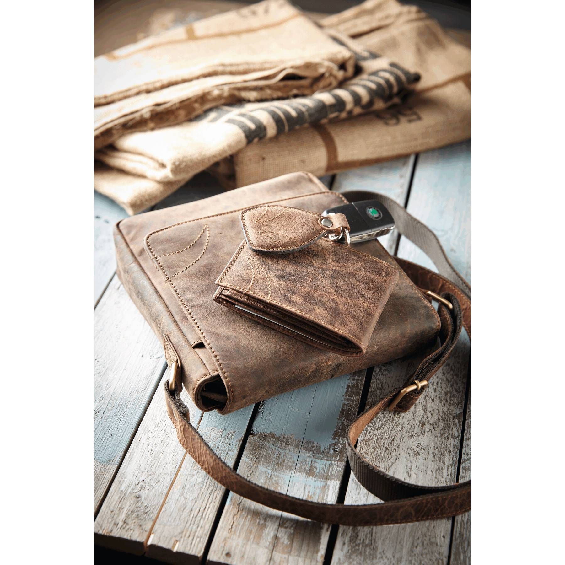 Echtleder-Tasche WILDERNESS - braun-542