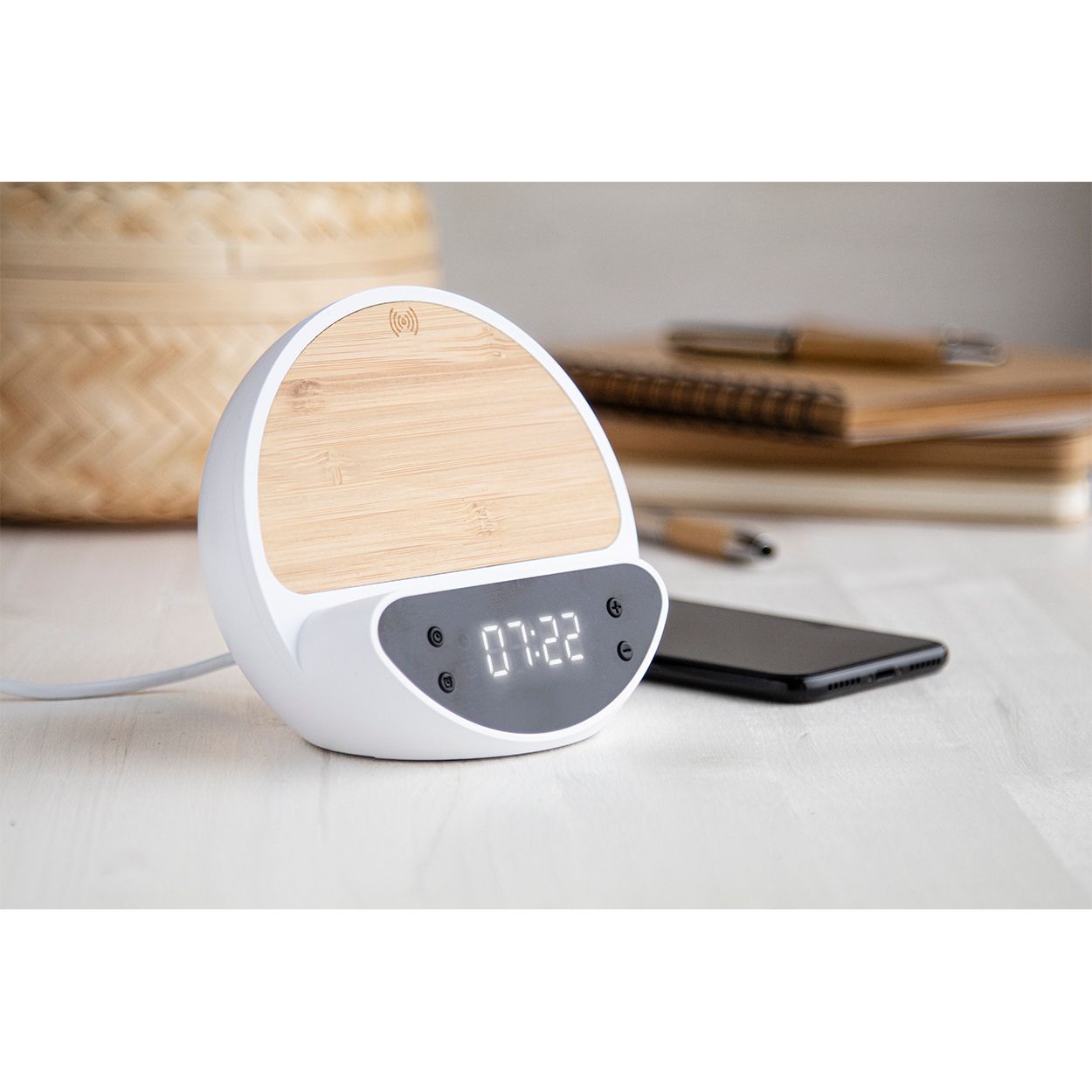 Wecker mit Wireless-Charger Rabolarm - weiß-426