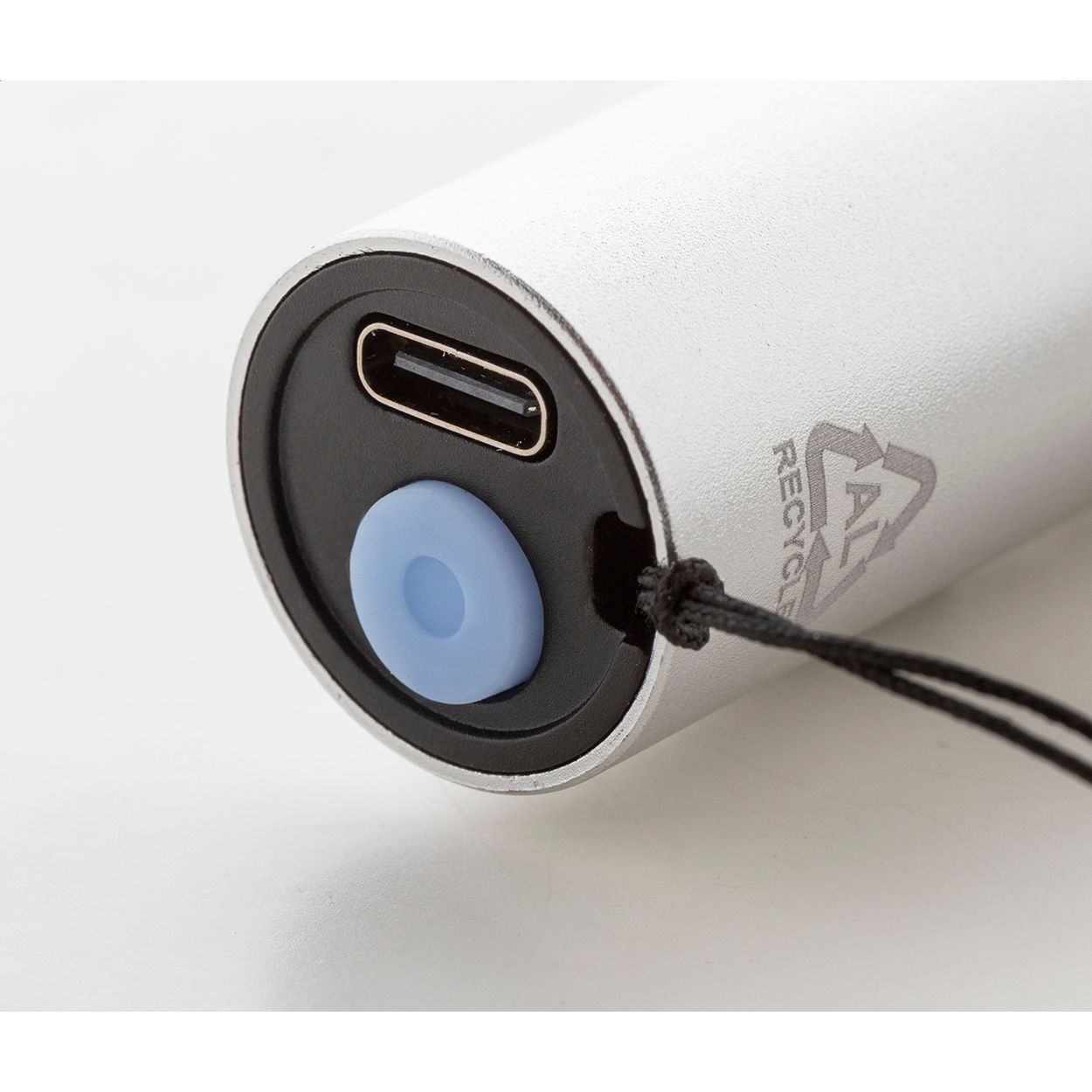 Chargelight Tone wiederaufladbare Taschenlampe aus recyceltem Aluminium - silber-729