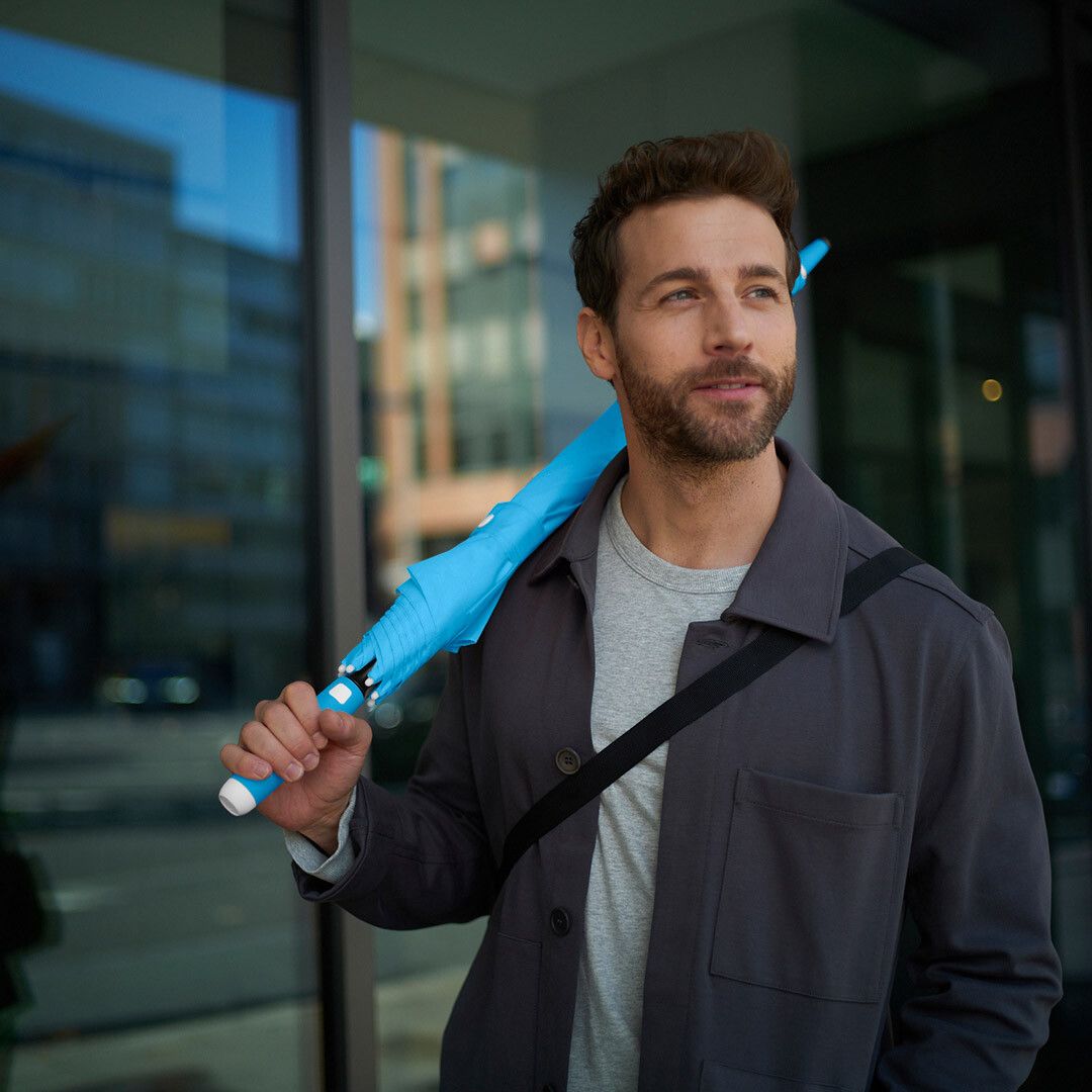 AC-Midsize-Stockschirm FARE® Whiteline Ø112 cm - cyan-620