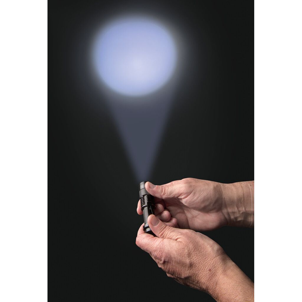 Kompakte 3W Cree Taschenlampe - schwarz-278