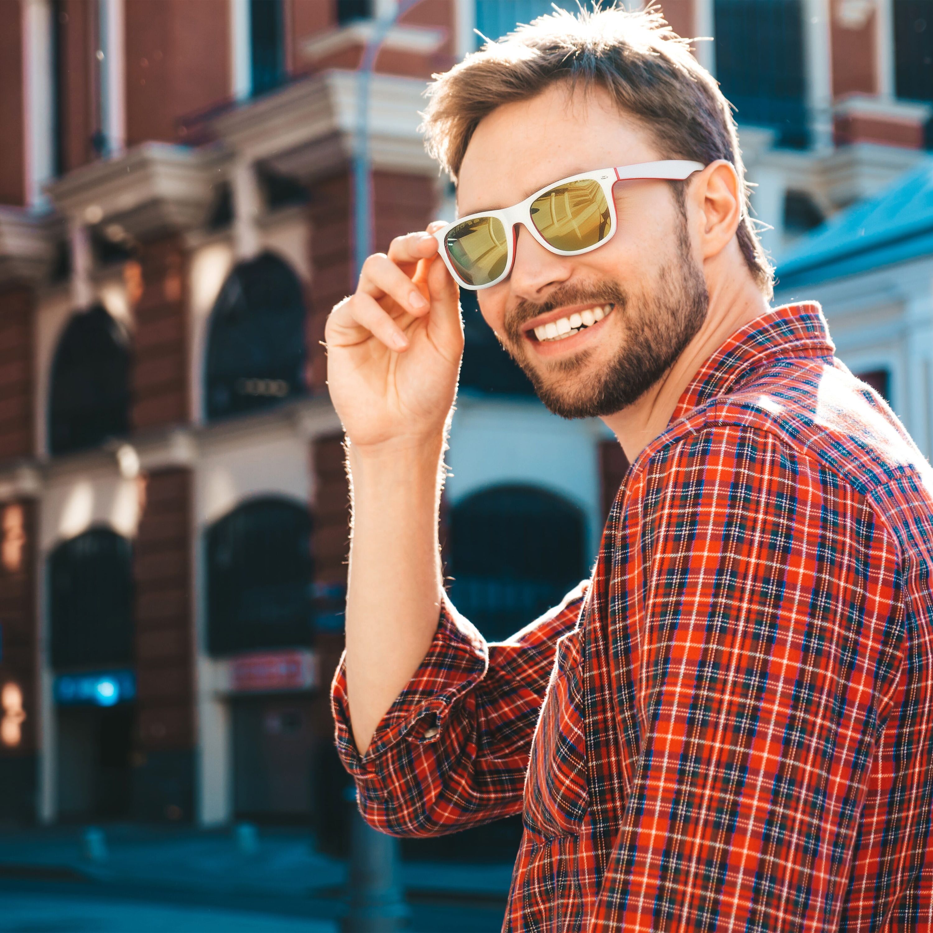 Sonnenbrille Jeffrey, zweifarbig UV400 - weiss  -  rot-388