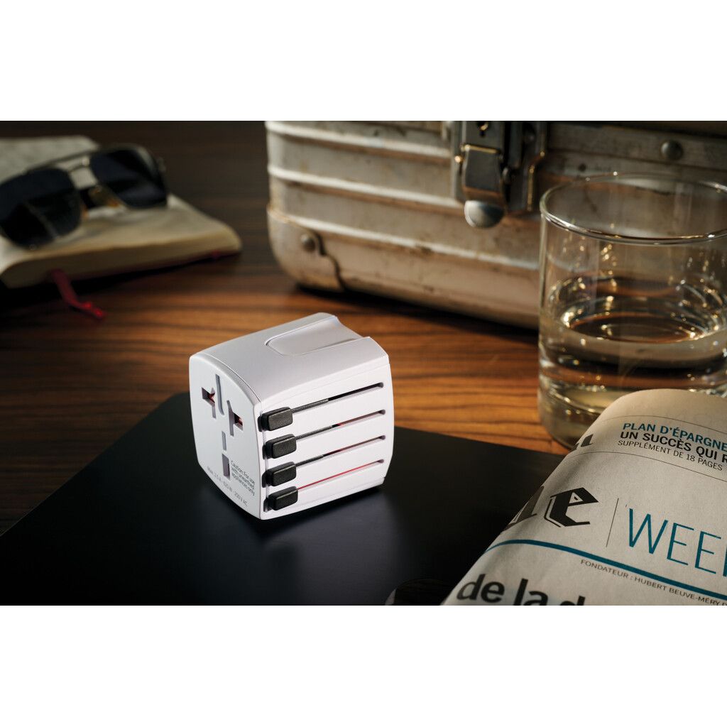 SKROSS World Travel Adapter MUV Micro - weiß-195