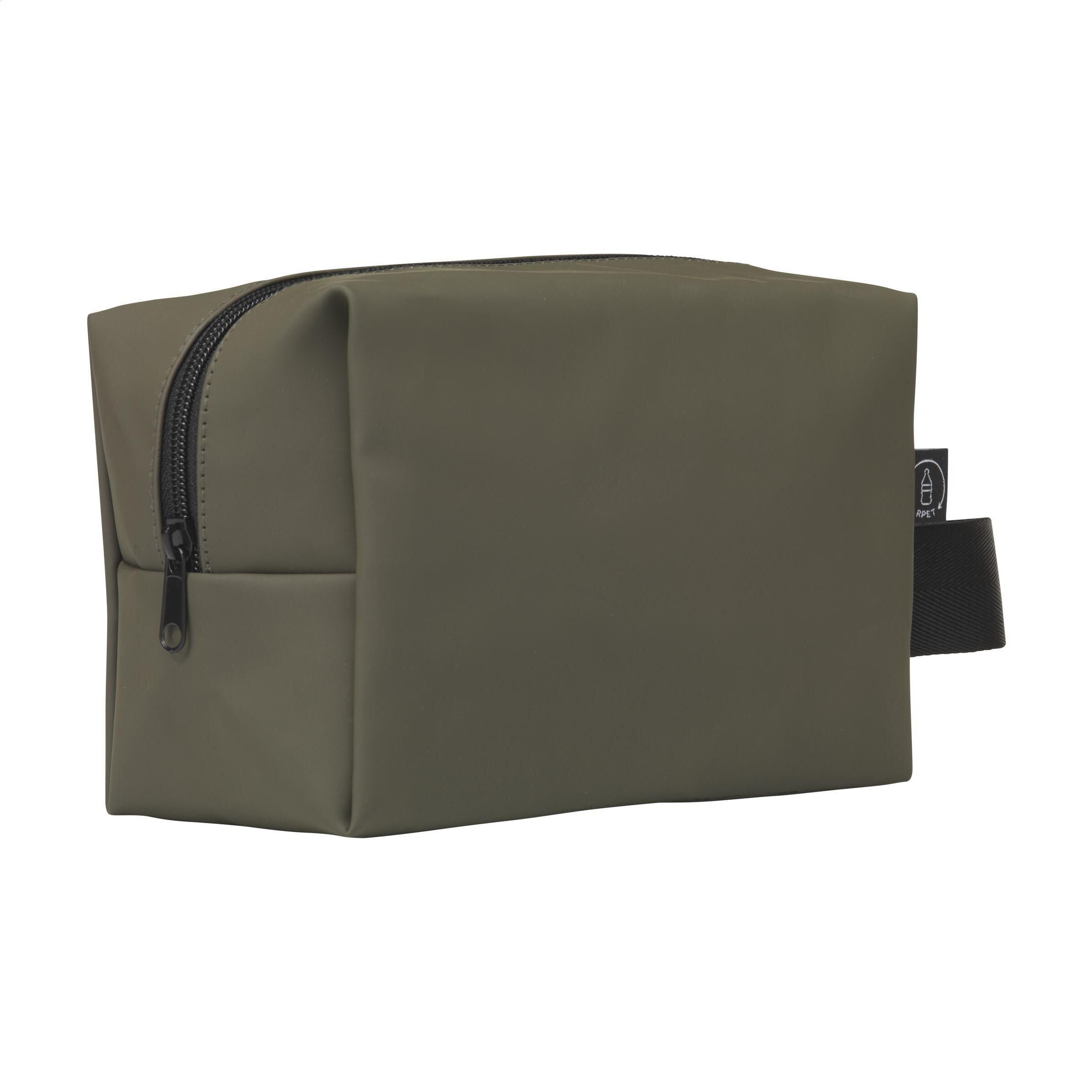 Lennon RCS Recycled Toiletry Bag - dunkelgrün-617