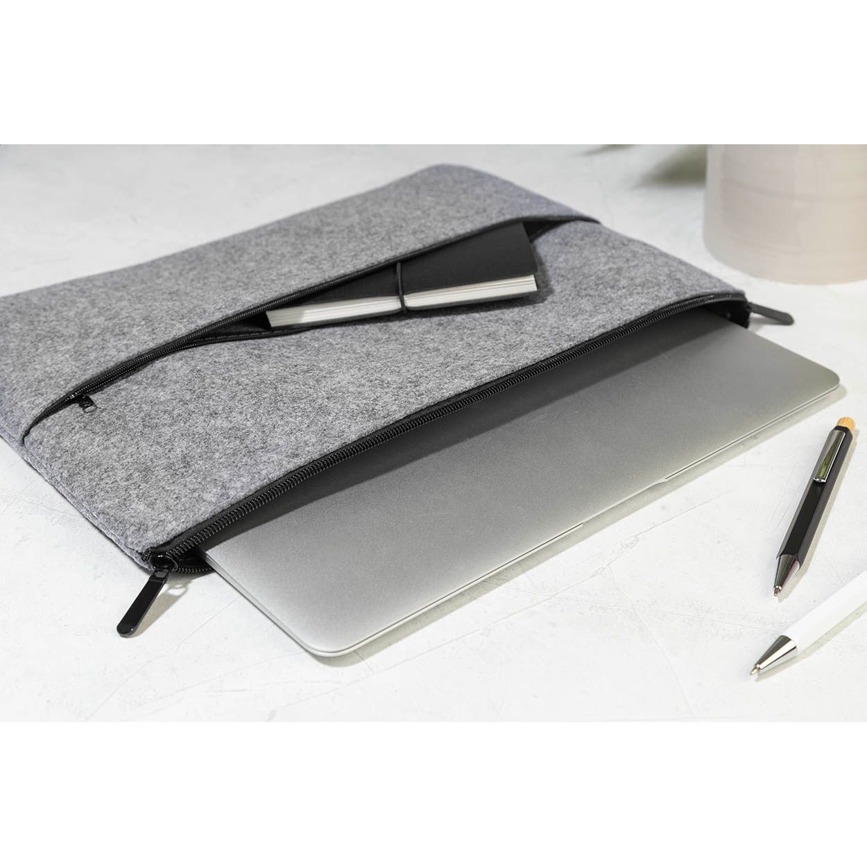 Refelt Comp RPET-Filz-Laptoptasche - grau-253