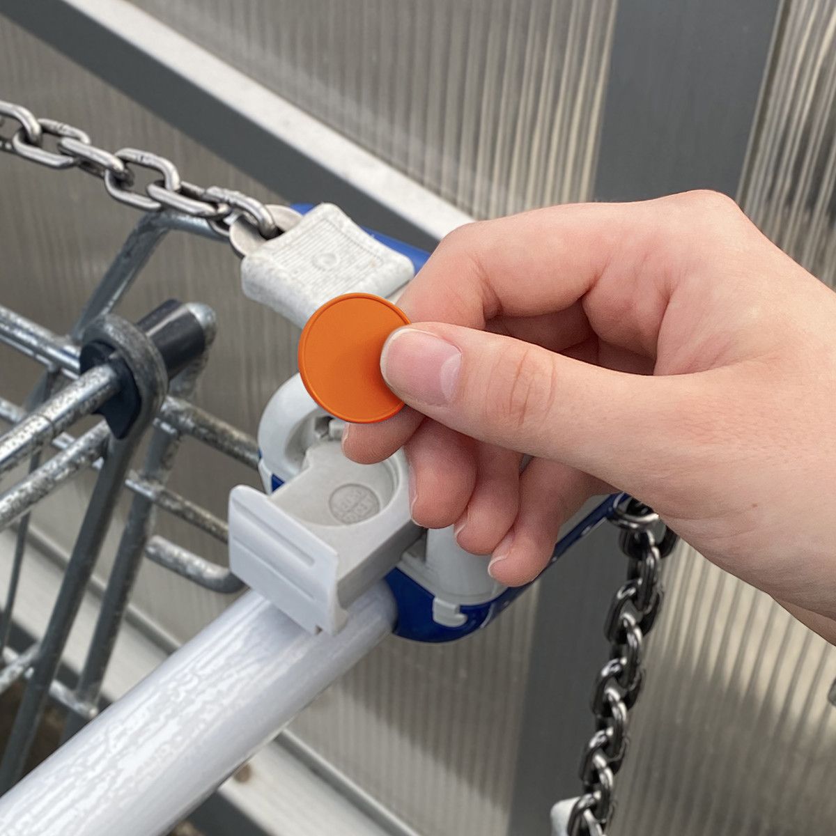 1€-Chip (ohne Loch) - orange-724