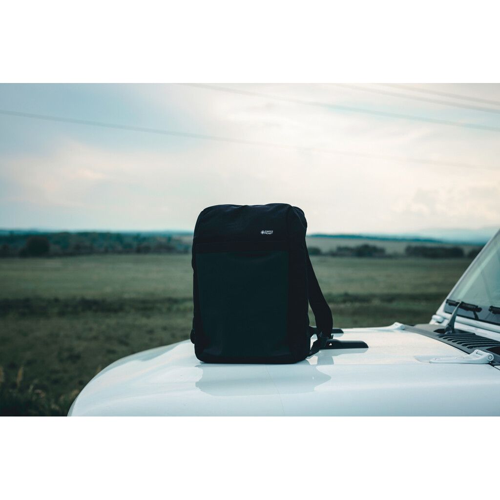 Swiss Peak 15" Anti-Diebstahl RFID & USB Rucksack - schwarz-354