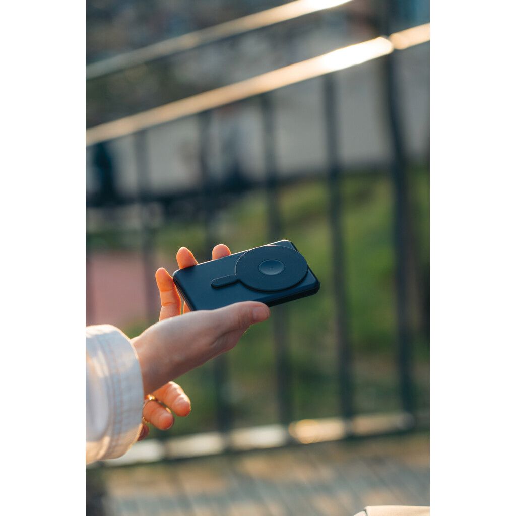 Urban Vitamin Redwood 5-in-1 5.000mAh 20W PD magn. Powerbank - schwarz-741