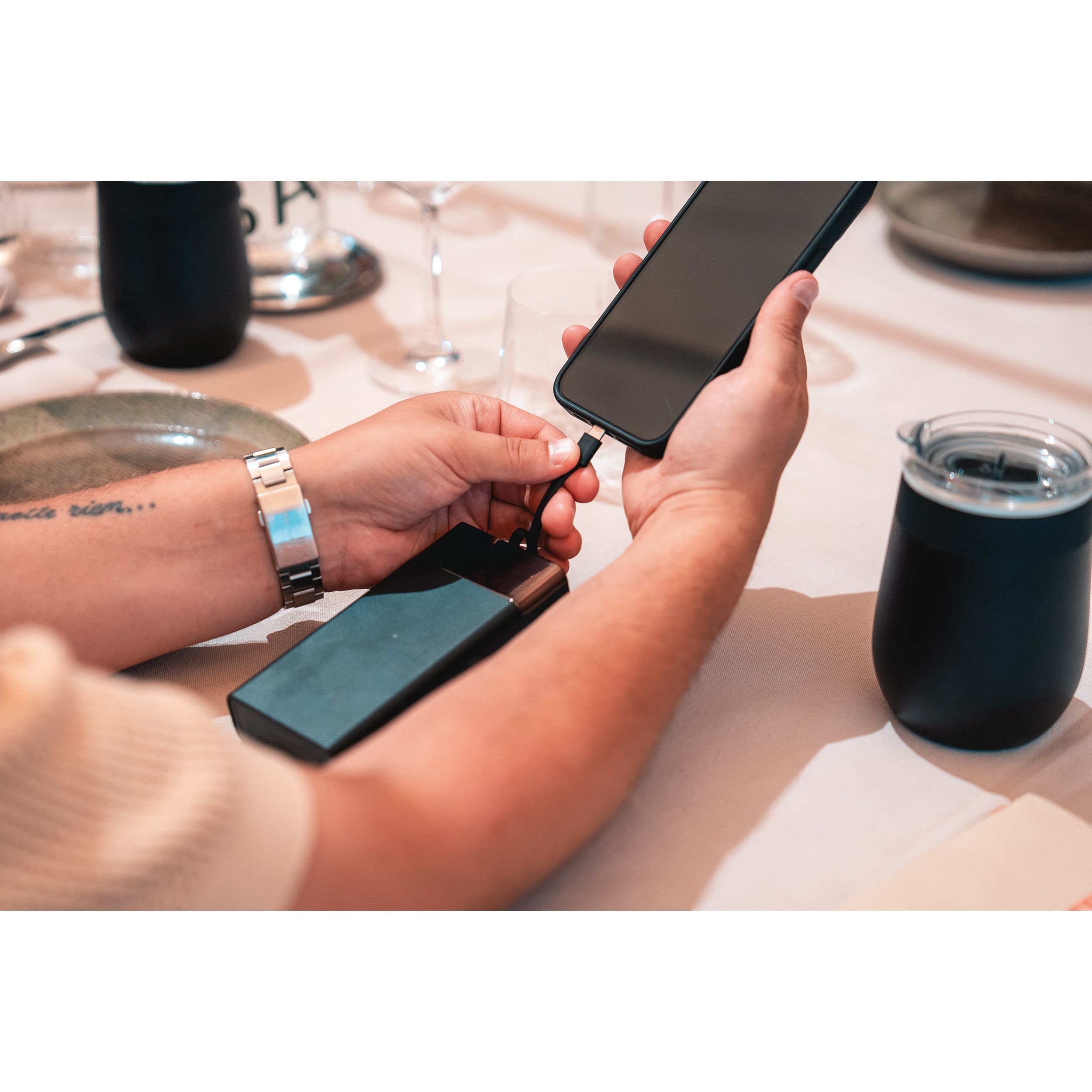 MoLu Powerbank Marbella - schwarz-396