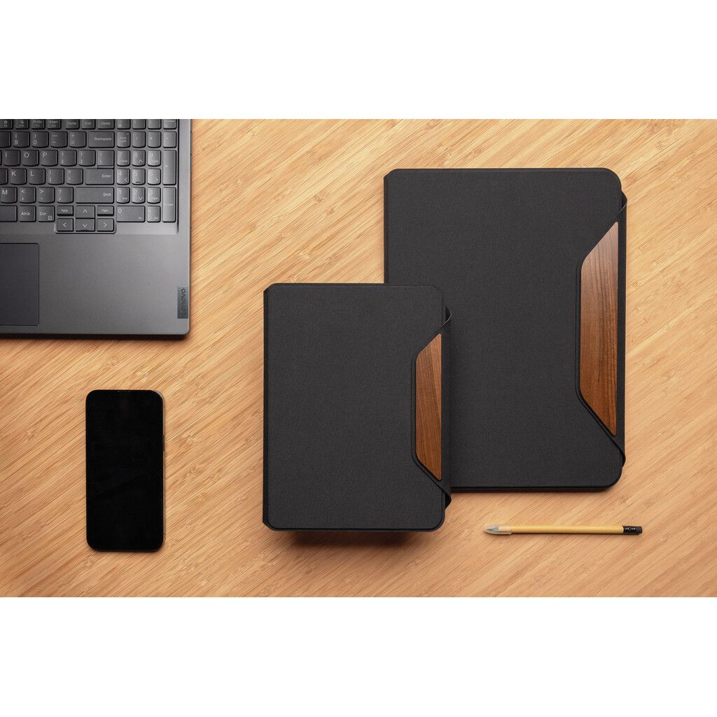 Teri AWARE™ A4 Portfolio aus RPET und Walnuss - schwarz-271