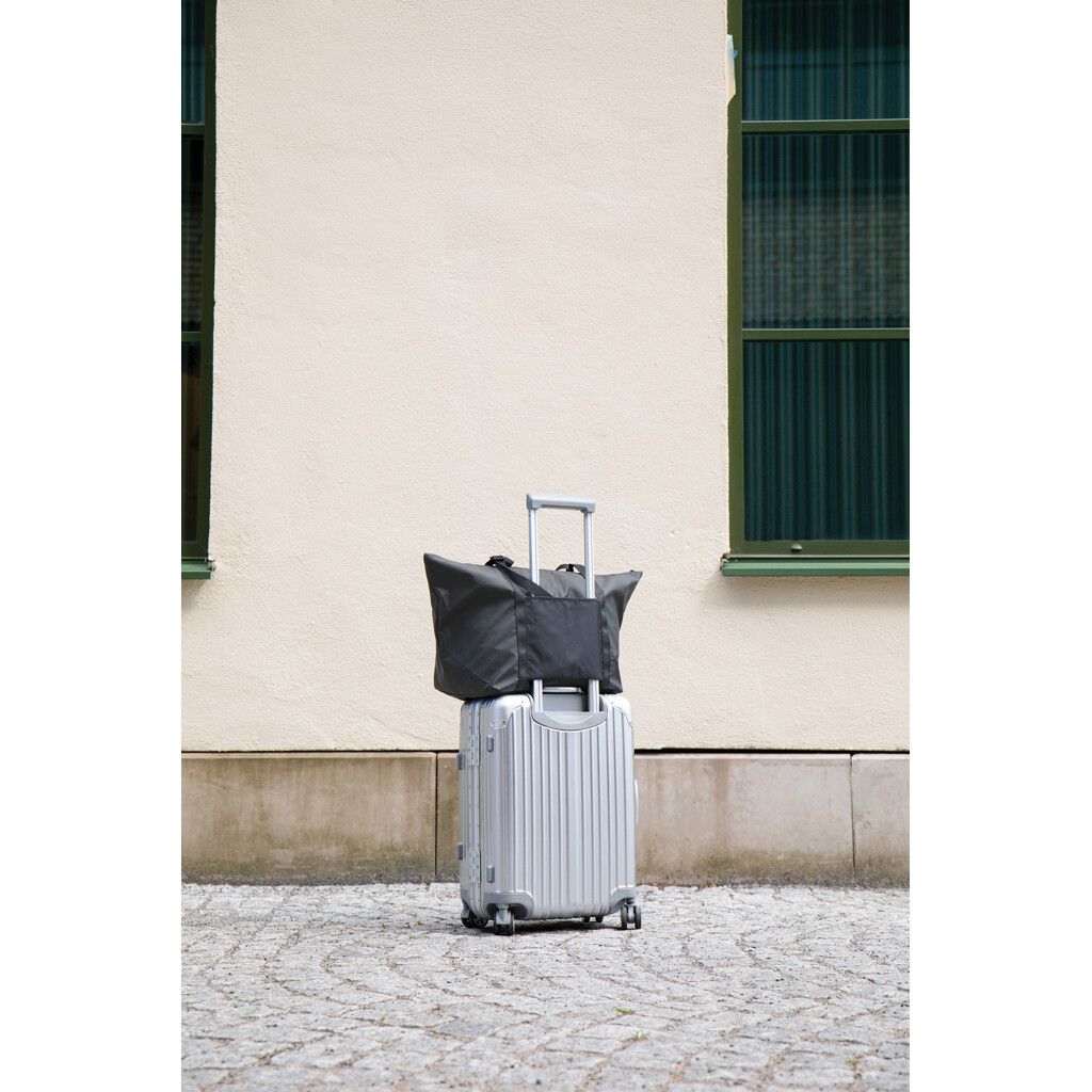 VINGA Livorno Wochenendtasche aus GRS recyceltem Polyester - schwarz-613