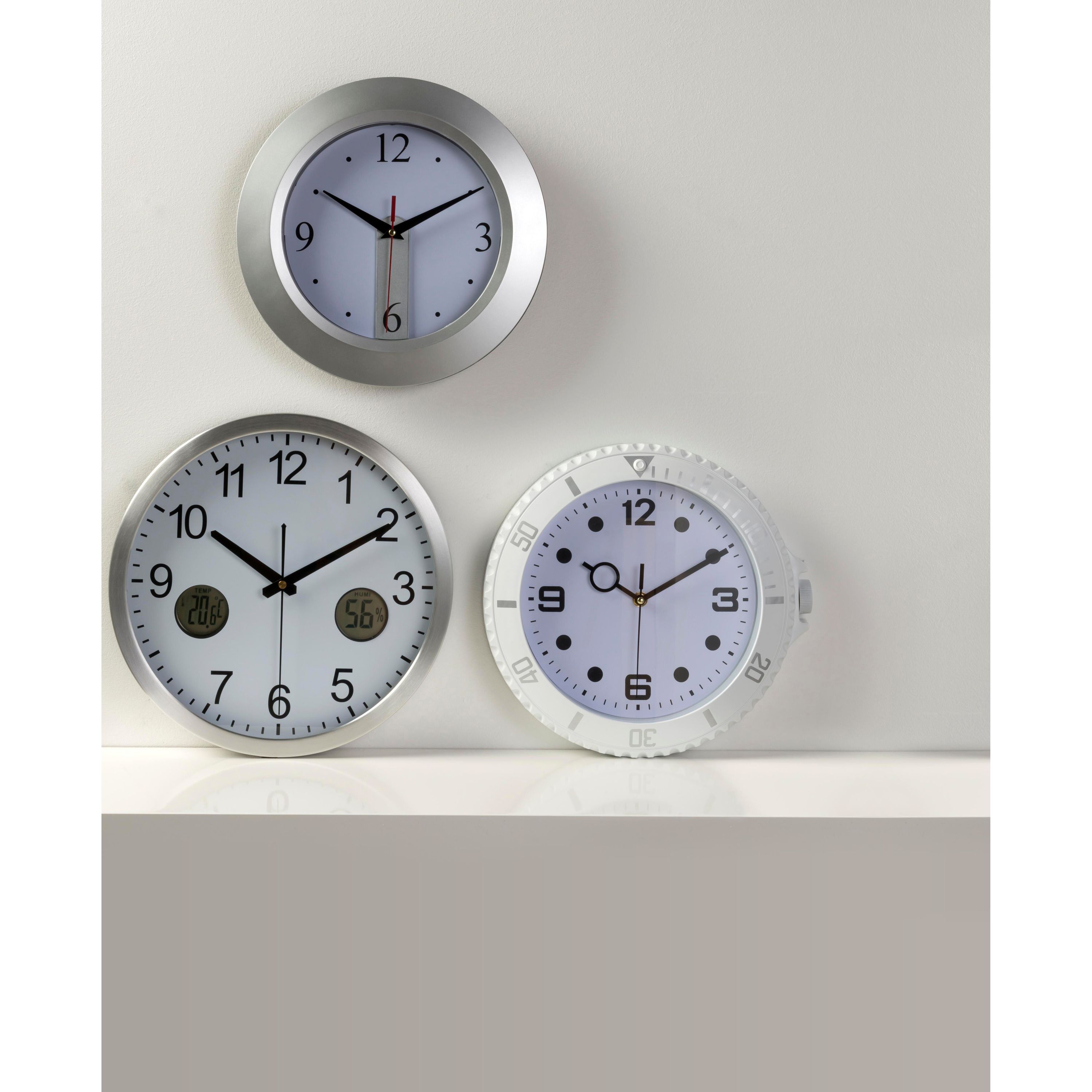 Wanduhr aus Kunststoff Ali - silber-477
