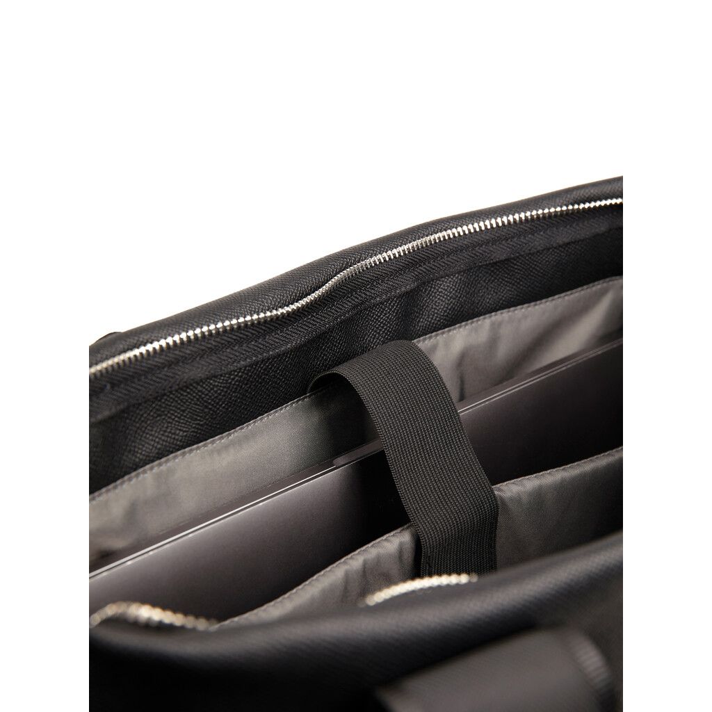 VINGA Bermond Tragetasche aus RCS recyceltem PU - schwarz-538