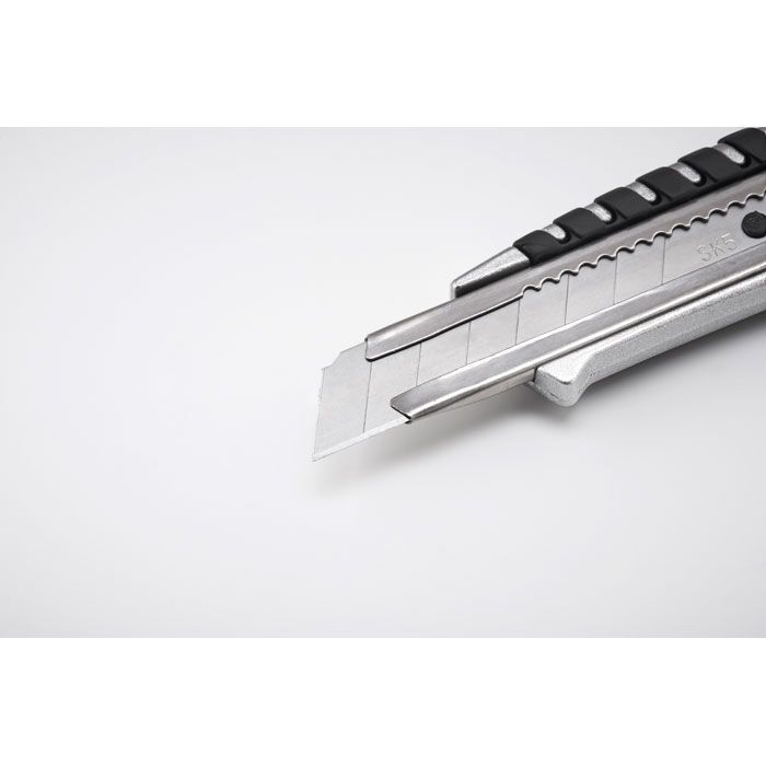 Einziehbares Cuttermesser BOWIE - silber-955