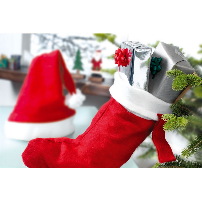 Klassische rote Weihnachtsmützen und Weihnachtsstiefel können mit Logo bedruckt werden.