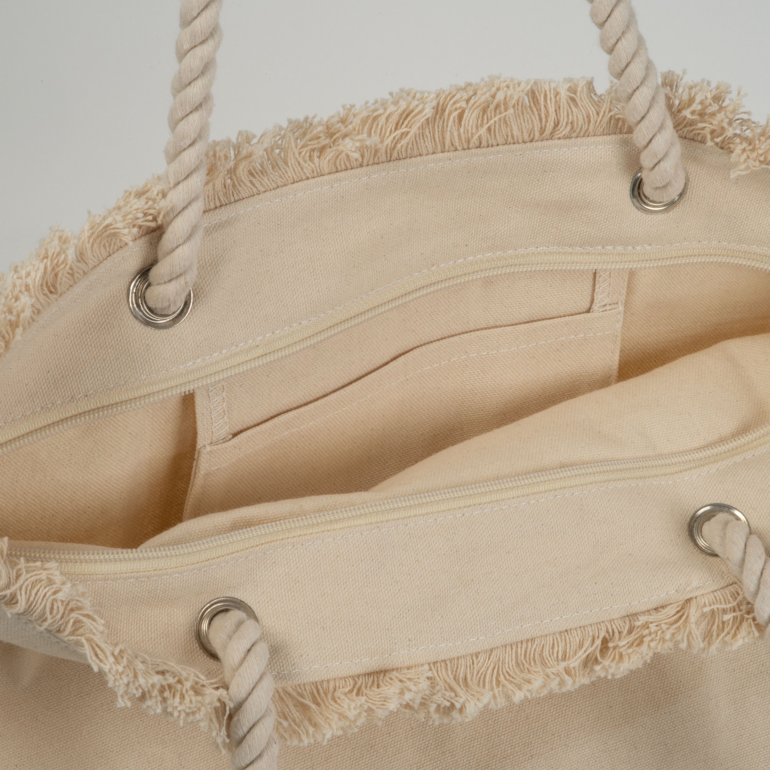 Strandtasche mit Juteboden und Fransen  - beige-584