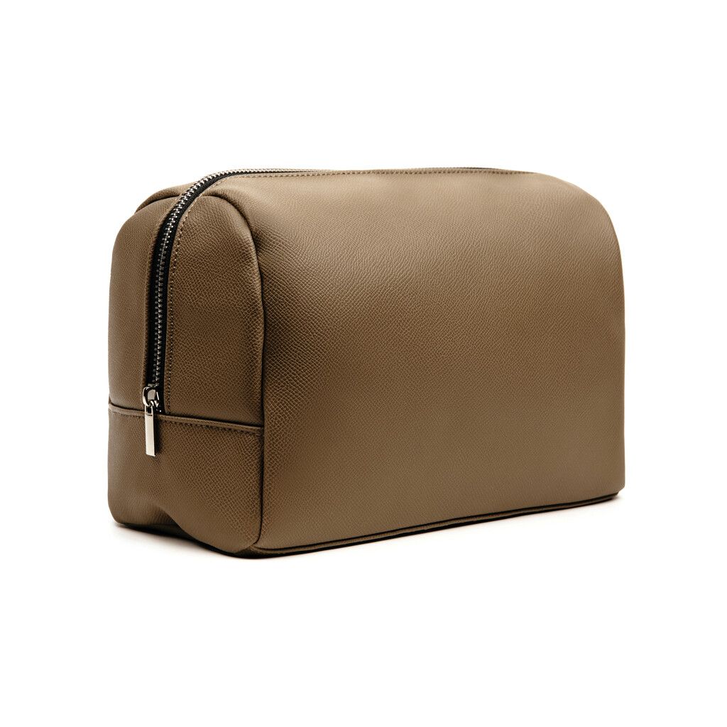 VINGA Bermond Kulturtasche aus RCS recyceltem PU - braun-44