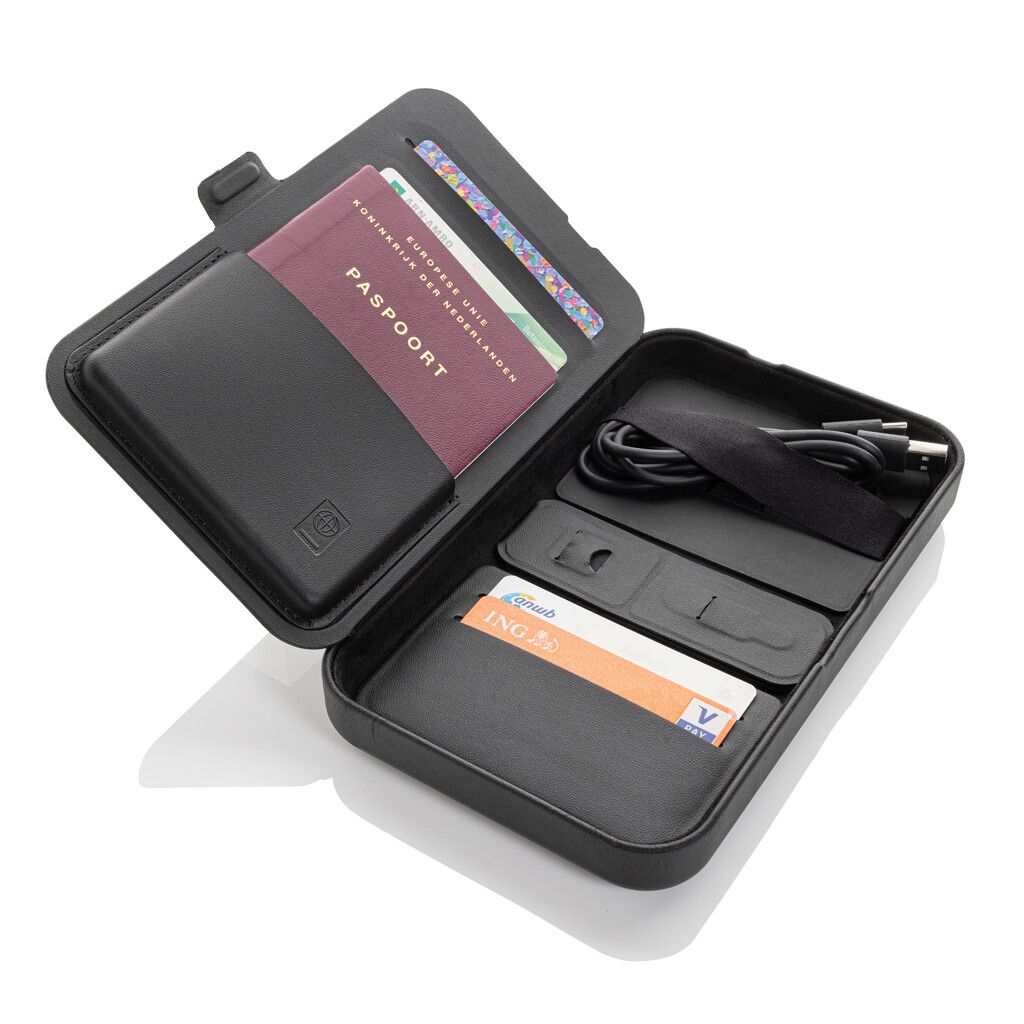 Swiss Peak Travel-Case aus RCS rec. PU mit 3-in-1-Charger - schwarz-179